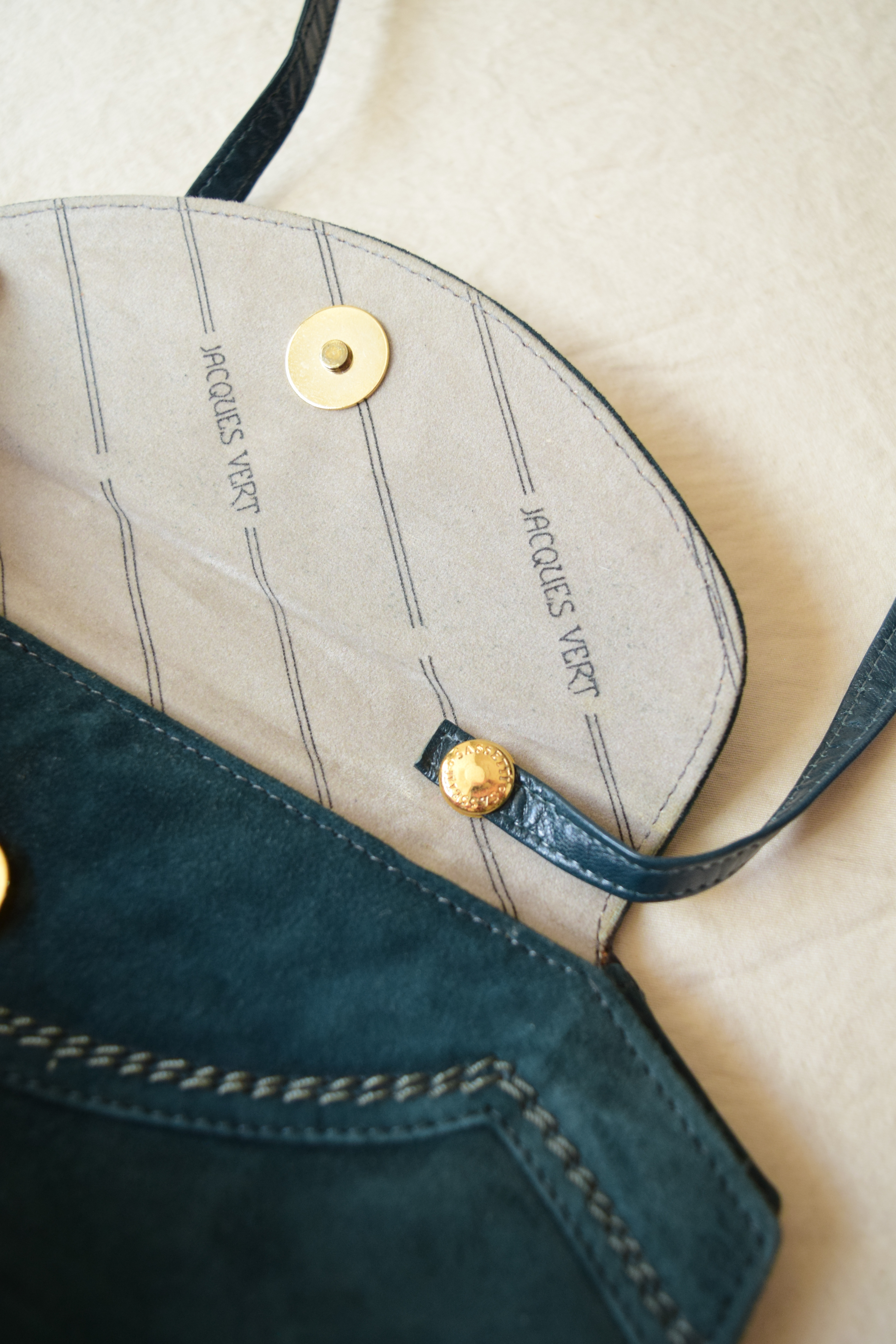 Suede shoulder bag -green- の画像 9