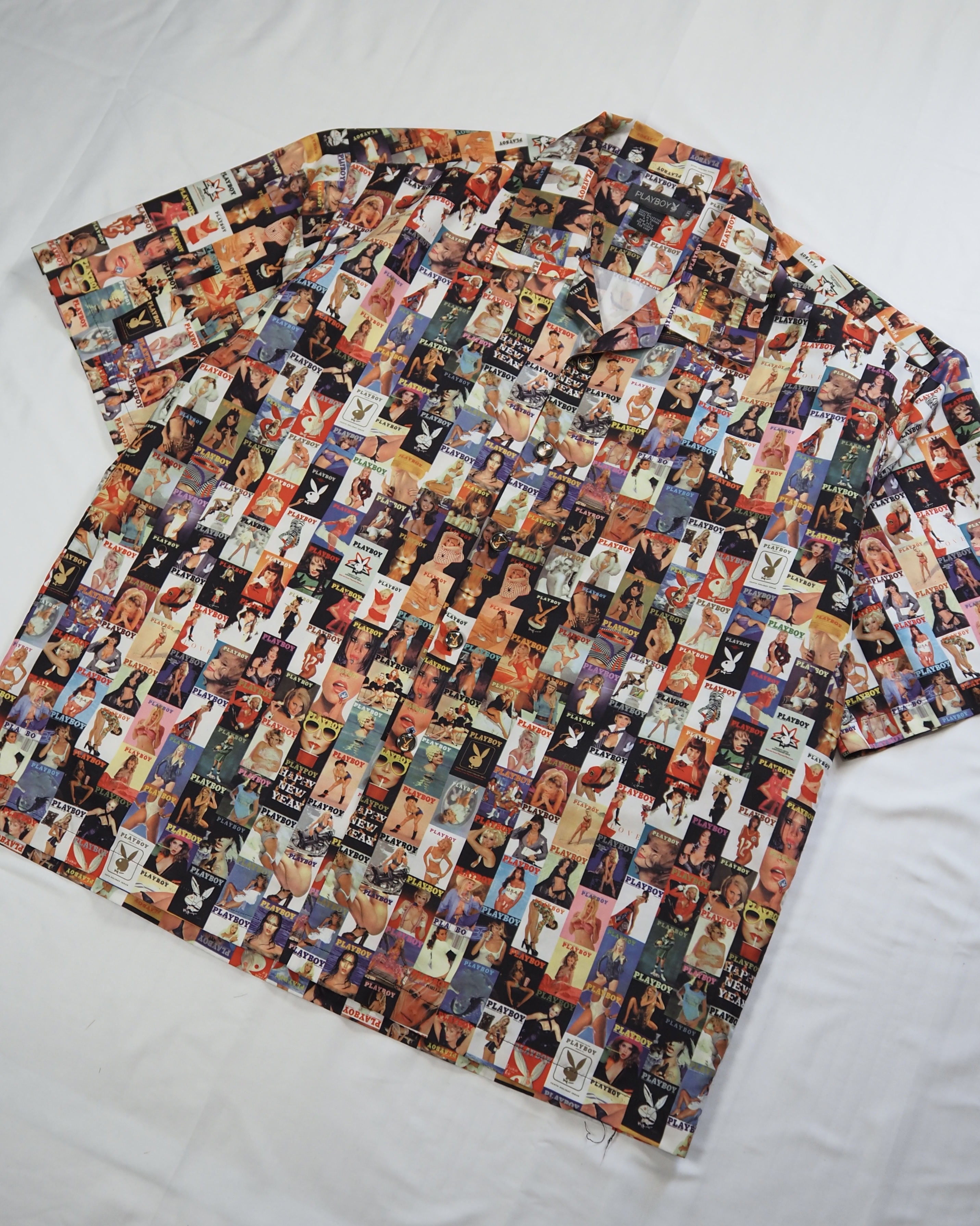 90’s PLAY BOY 総柄シャツ XXL の画像 2