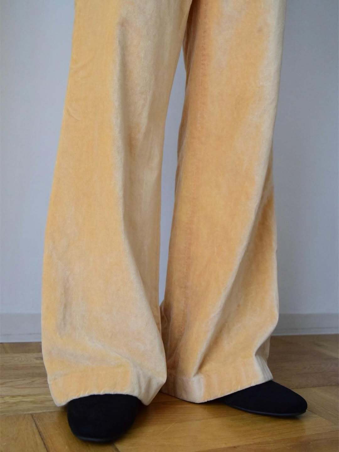 Velour flared pants の画像 3