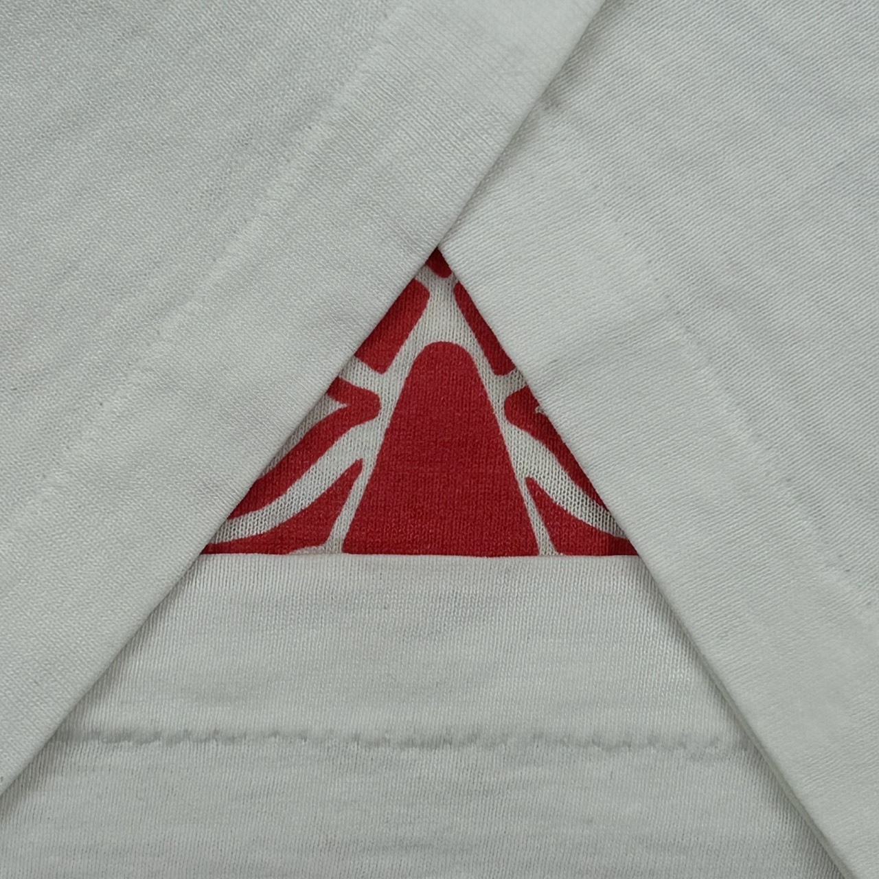 Red Hot Chili Peppers “Aztec” Vintage Band T-Shirt White GIANT XL の画像 13
