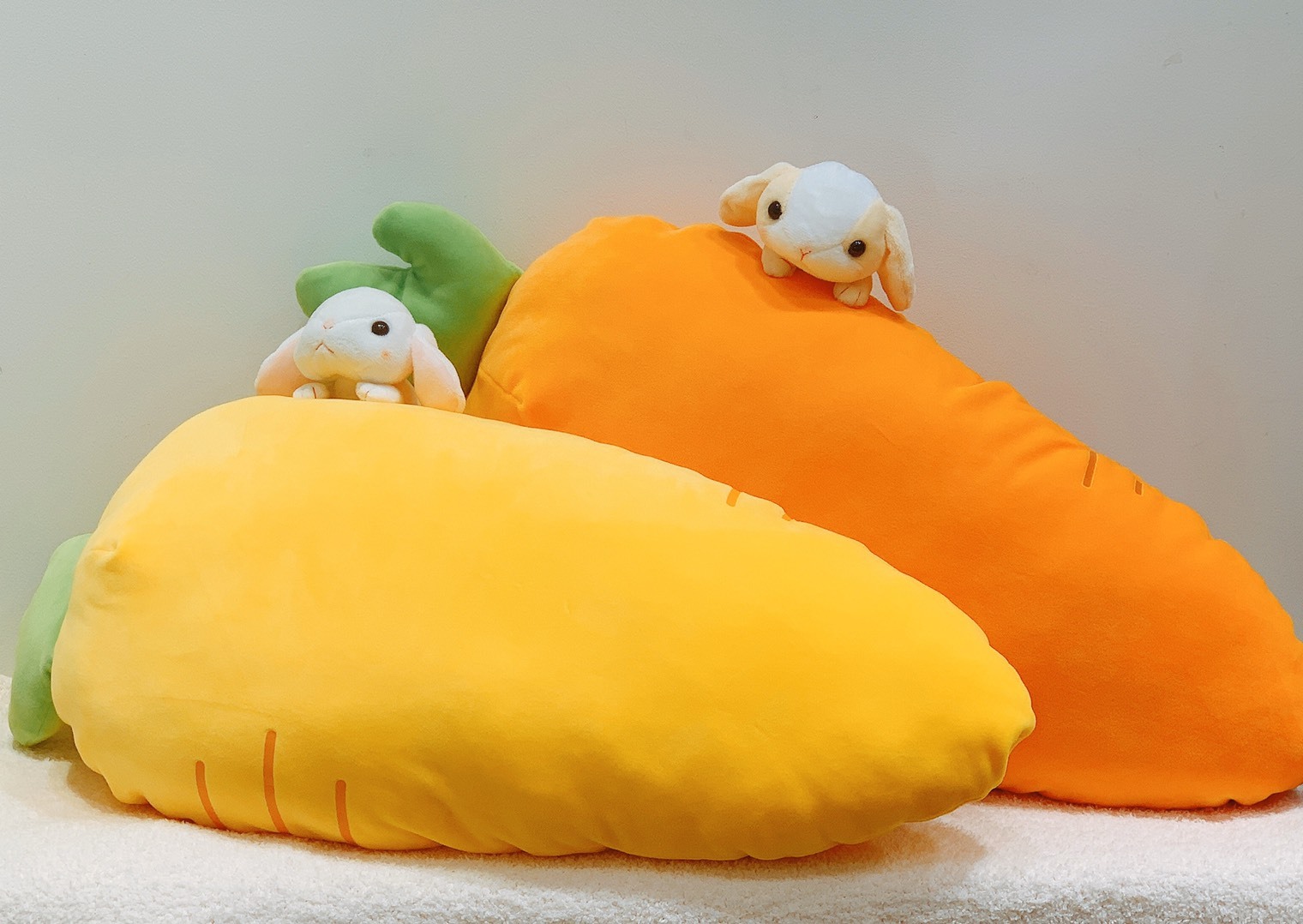 ぽてうさろっぴー もちふわにんじんクッション ラビットデパート ぽてうさろっぴー もちふわにんじんクッション ラビットデパート