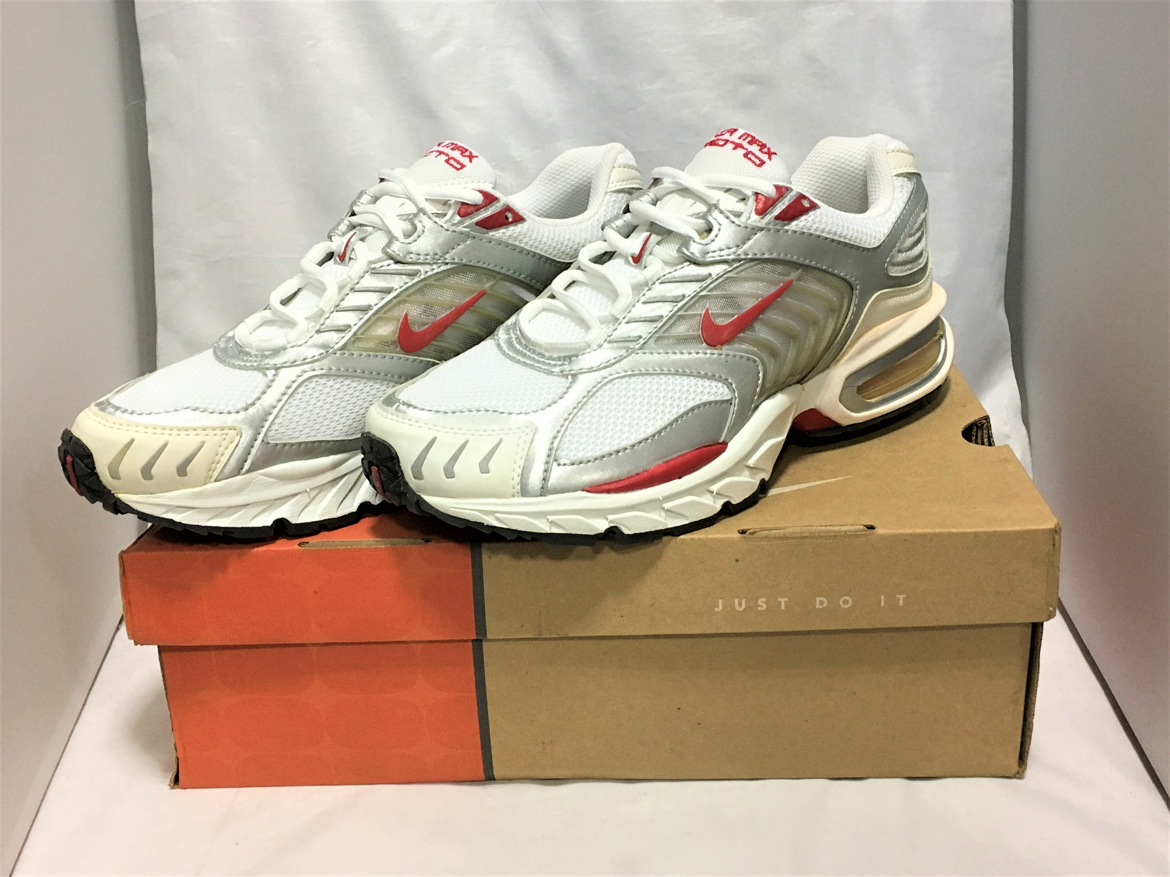 nike air max moto