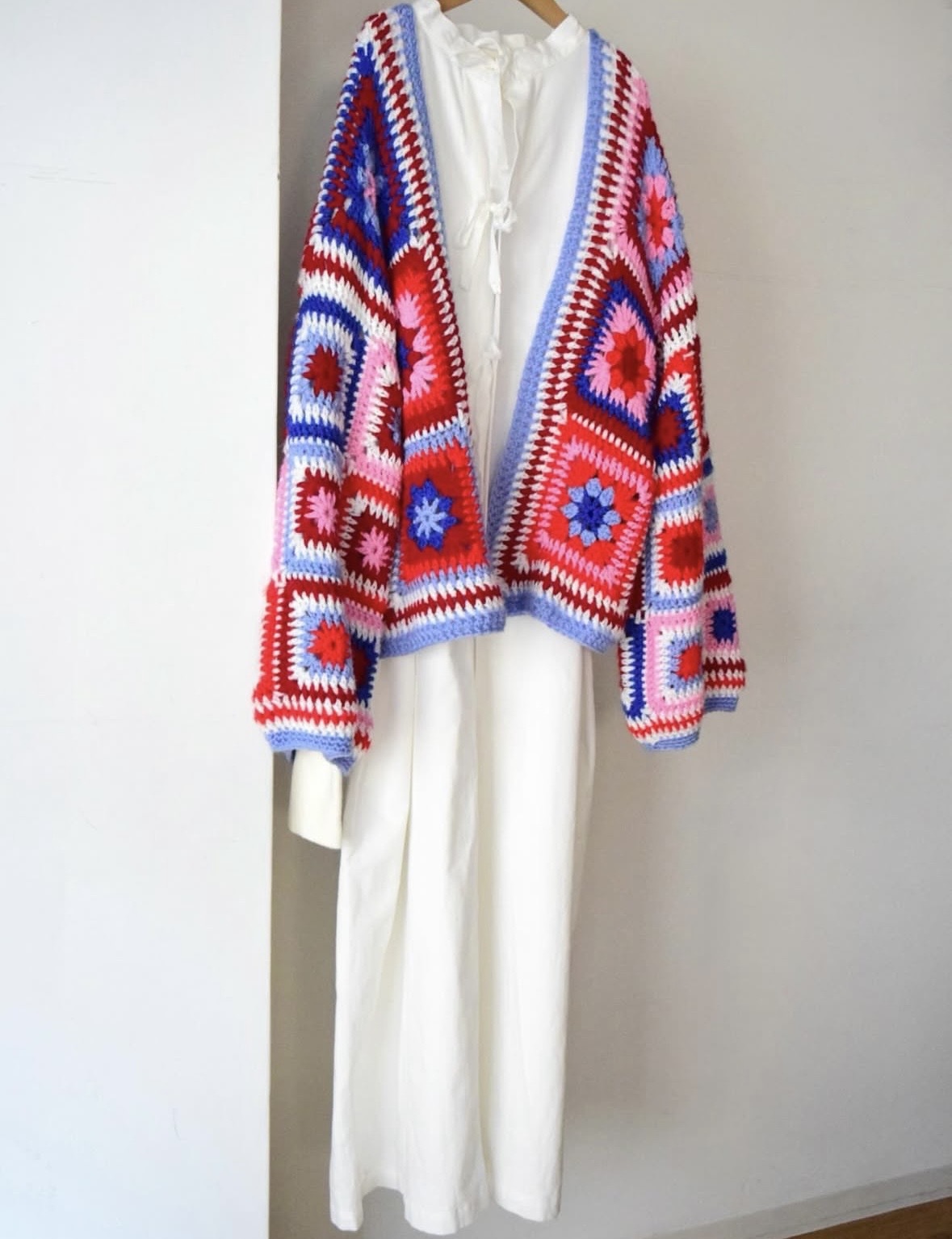 Crochet granny square cardigan の画像 6