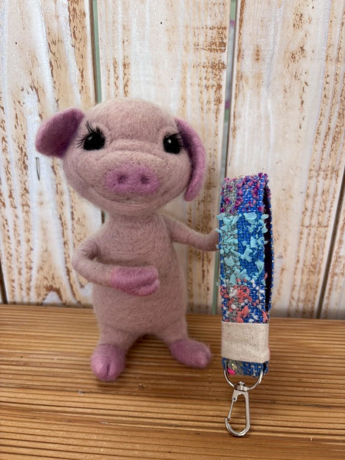 ストラップキーホルダー