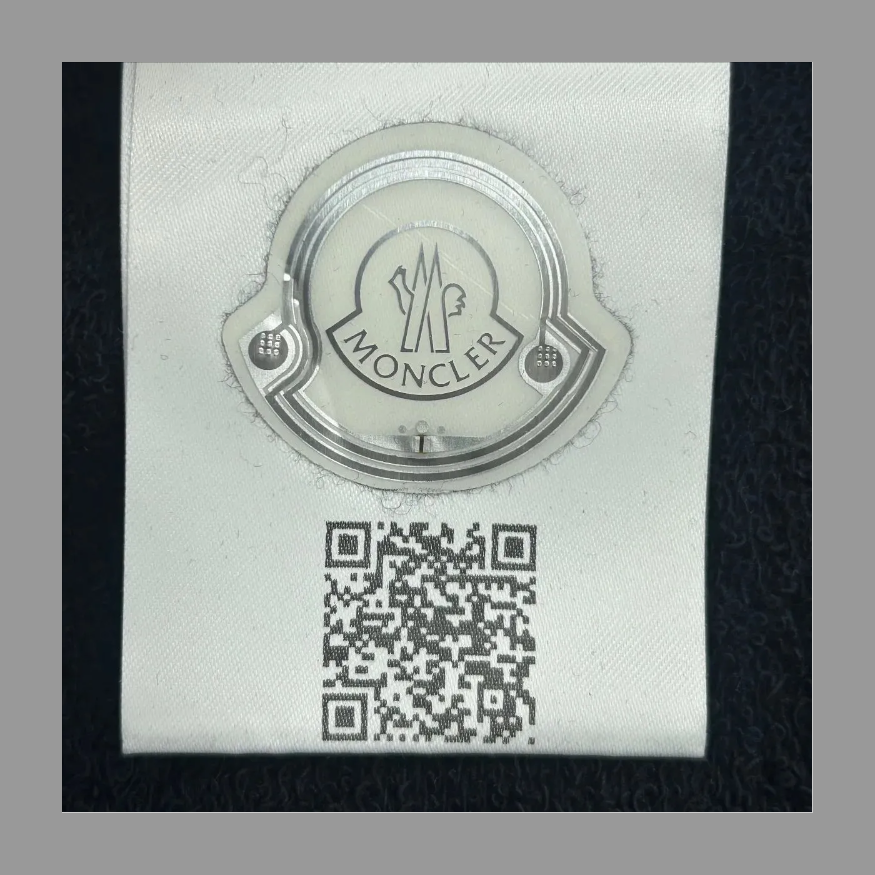 MONCLER GENIUS モンクレール ジーニアス  ワッペン付き 国内正規 L の画像 9