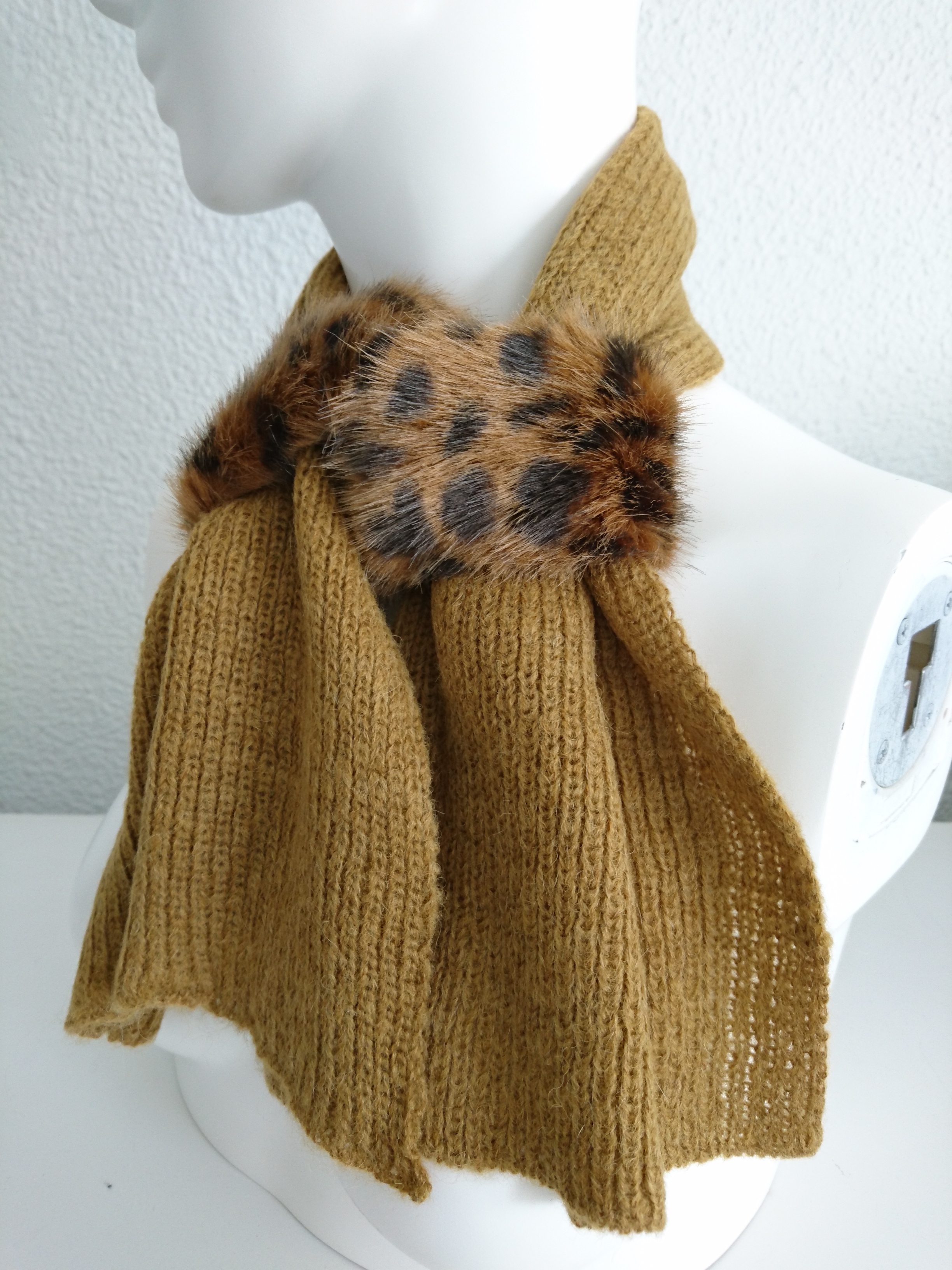 ベビーアルパカ 通すだけ簡単ミニマフラー マスタード Yuu ユウのお店