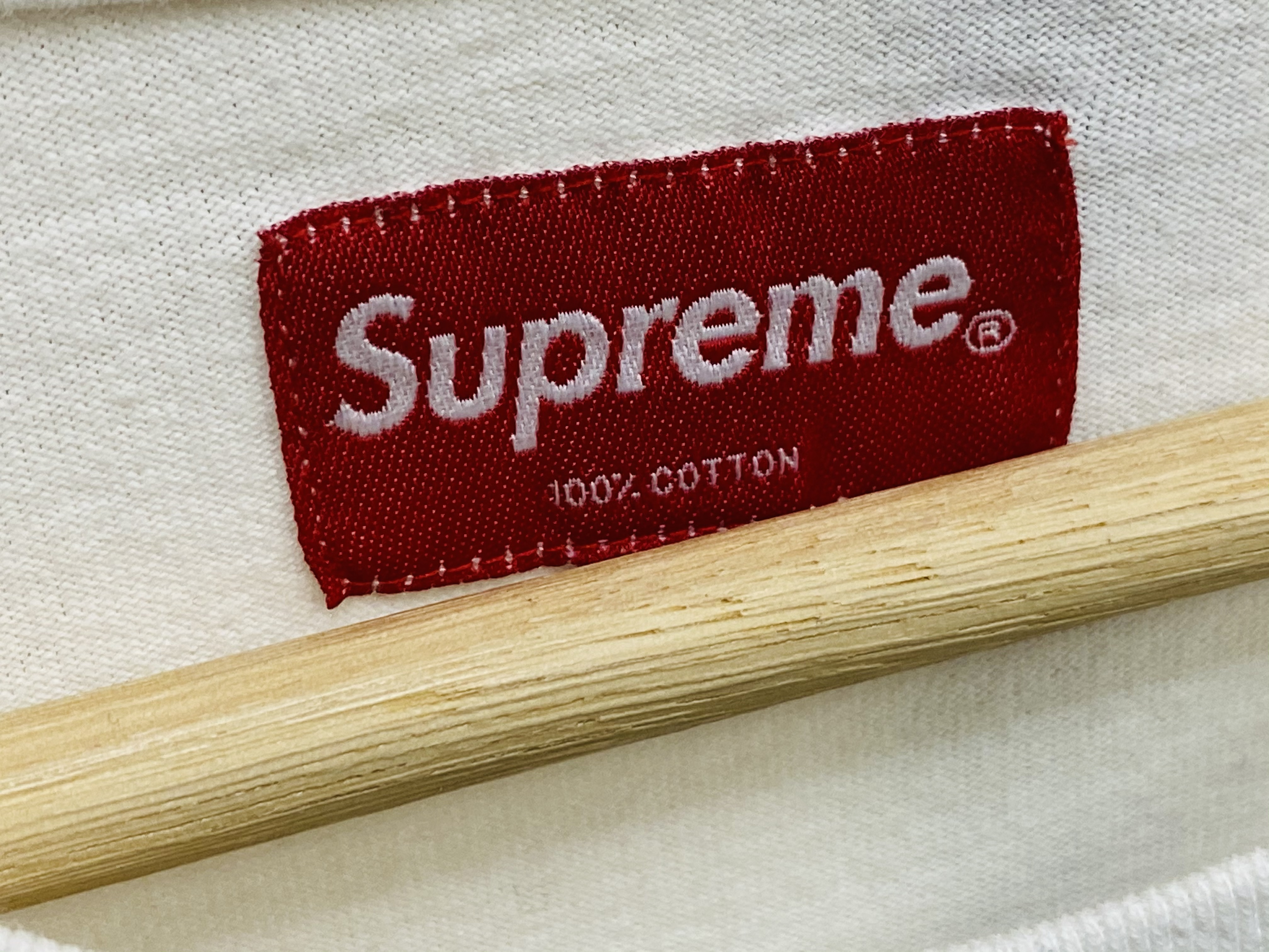爆安セール Supreme シュプリーム Small Box L S Tee Red メール便なら送料無料 Shzuni Com 爆安セール Supreme シュプリーム Small Box L S Tee Red メール便なら送料無料 Shzuni Com