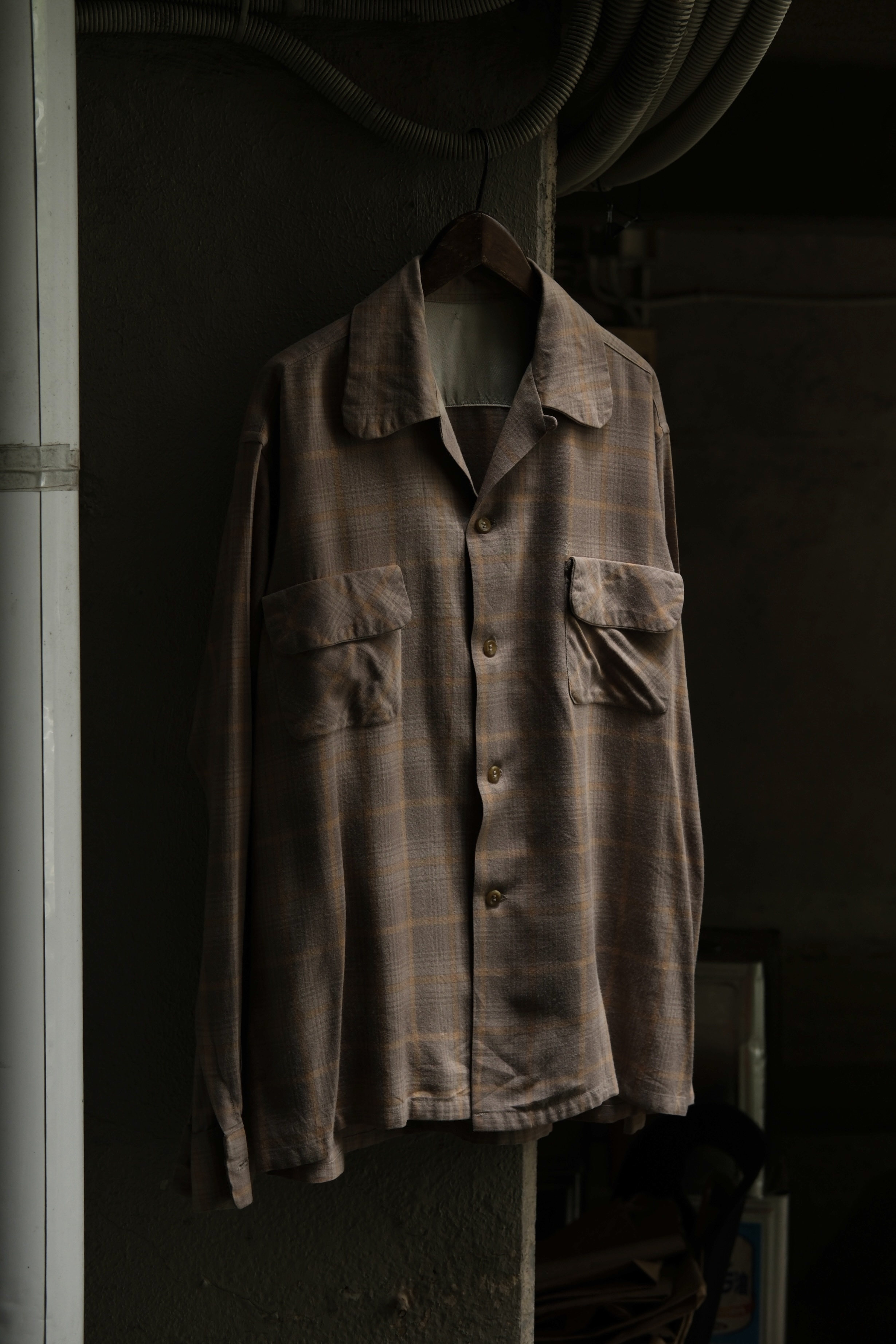 Utah/40ー50's “unknown” open collar shadow plaid shirt