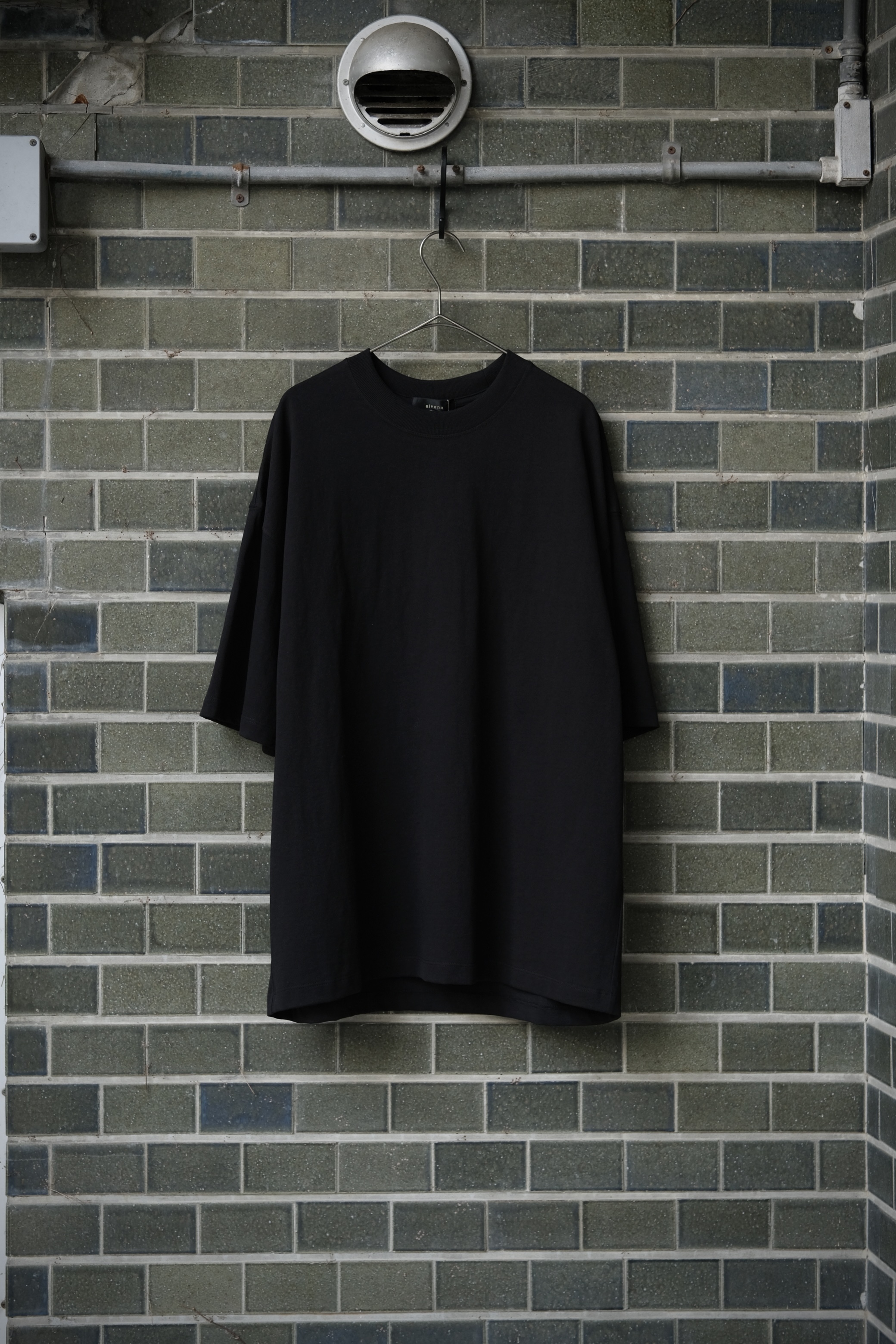 Utah/"alvana" 空紡 s/s tee shirts black