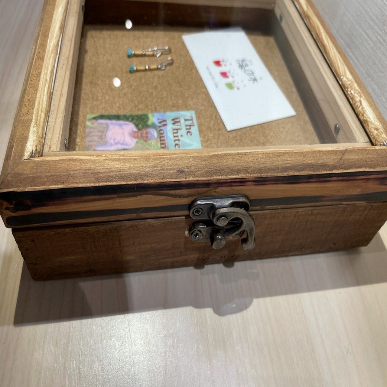 古道具の額縁をアップサイクル 手作りコレクションケース 焙煎処 縁の木 焼きたて珈琲で縁をつなごう