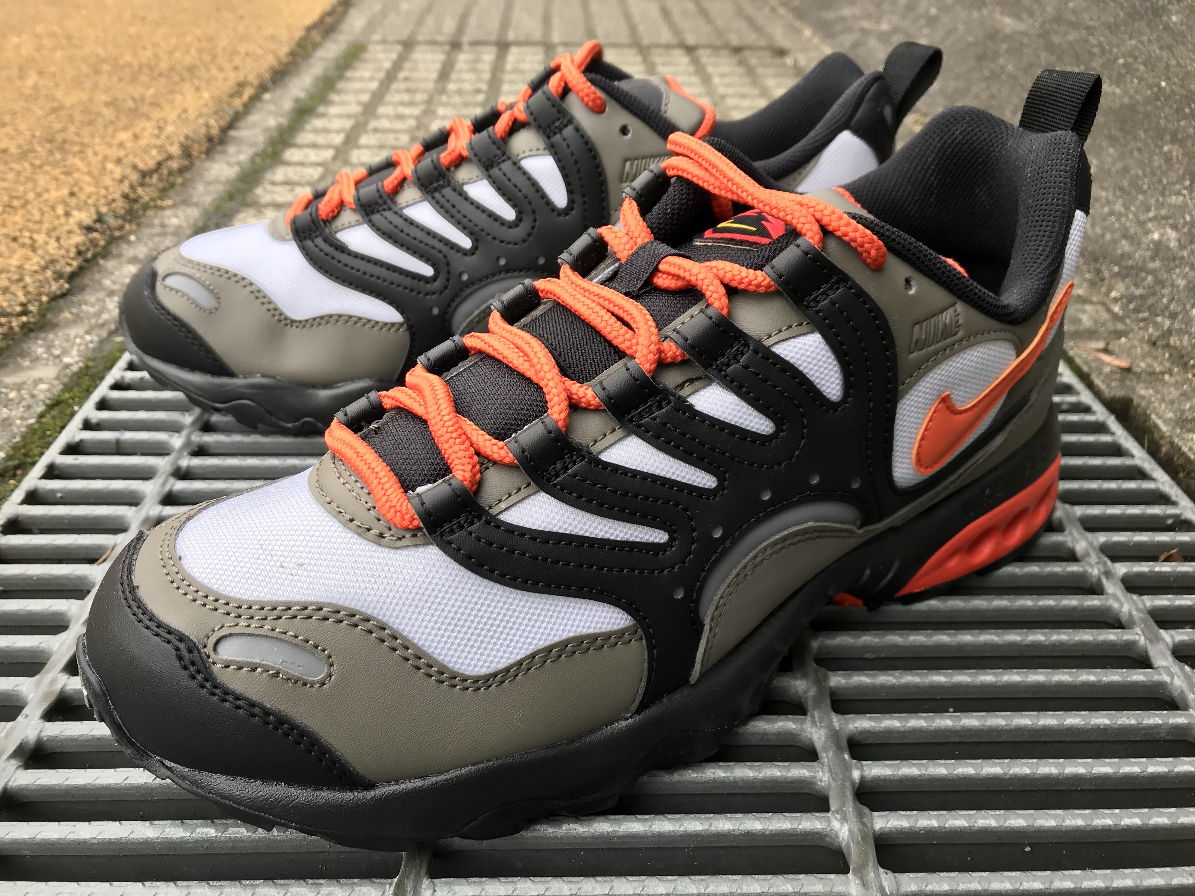 nike air terra humara anthracite