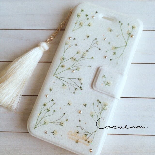 かすみ草iphone手帳型 Cocuena かすみ草iphone手帳型 Cocuena