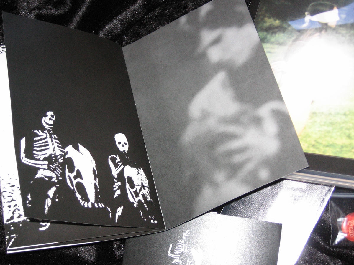 HUSERE GRAV - You Are Transparent CD + ZINE - 画像2