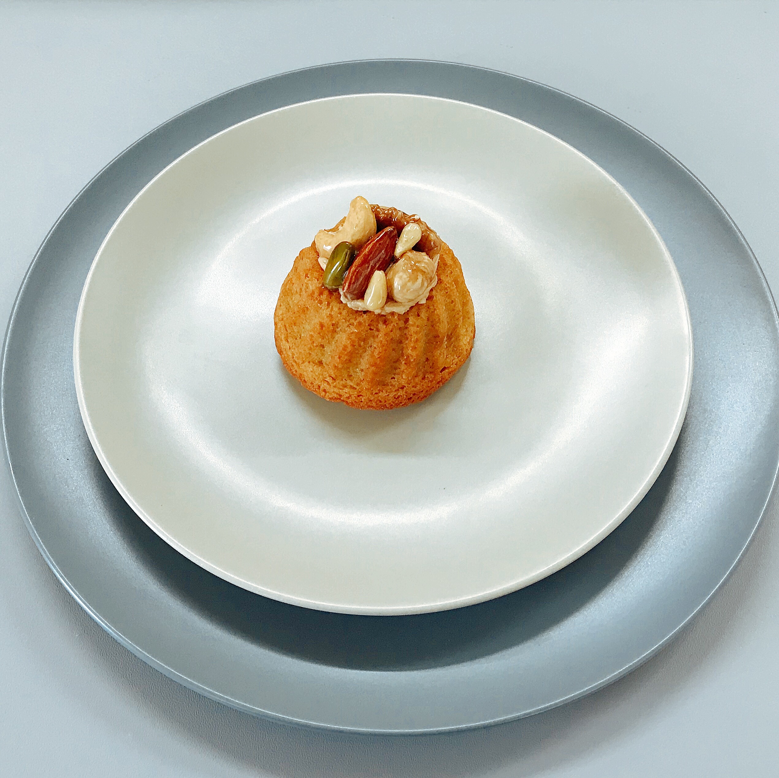 ハニーナッツとそば粉のミニクグロフ 滋味菓子屋