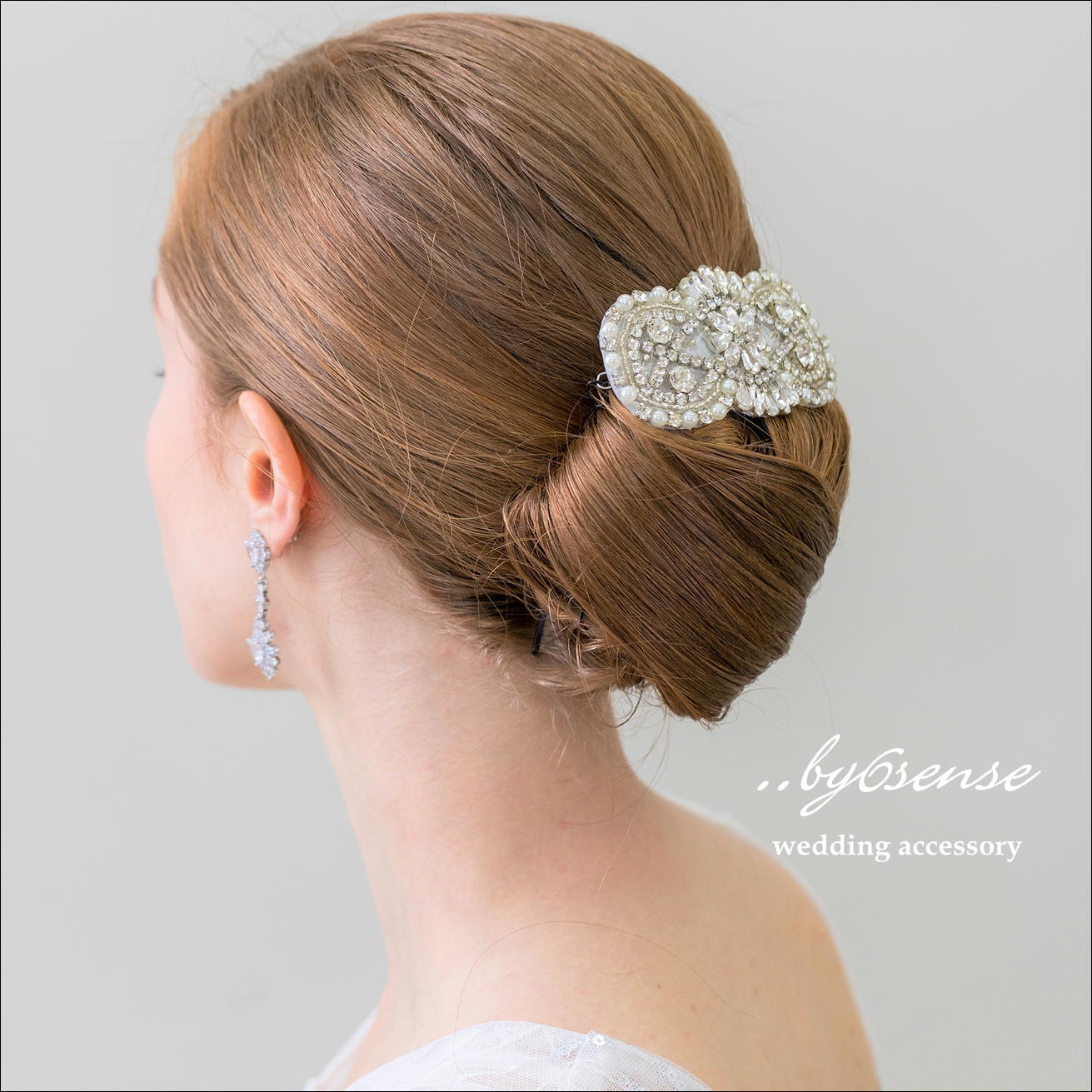 クラシカルビジュー ボンネ ウェディングヘアアクセサリー Hd0322 By6sense ウェディング アクセサリー専門店 ブライダルアクセサリー