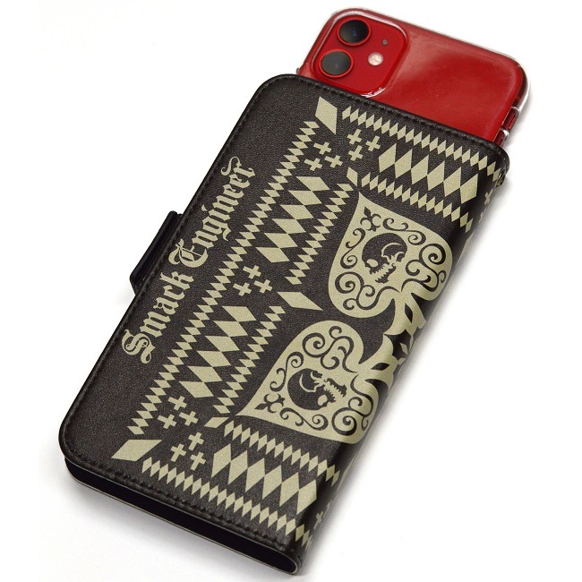Smack Engineer スマックエンジニア Nation Mobile Case 手帳型スマホケース フリーサイズ Iphone アイフォンカバー モバイルケース レザー 黒 ブラック スカル ドクロ スペード メンズ レディース Rock Punk ロック パンク バンド ギフトラッピング無料 衣装 Rogia Smack Engineer スマックエンジニア Nation Mobile Case 手帳型スマホケース フリーサイズ Iphone アイフォンカバー モバイルケース レザー 黒 ブラック スカル ドクロ スペード メンズ レディース Rock Punk ロック パンク バンド ギフトラッピング無料 衣装 Rogia
