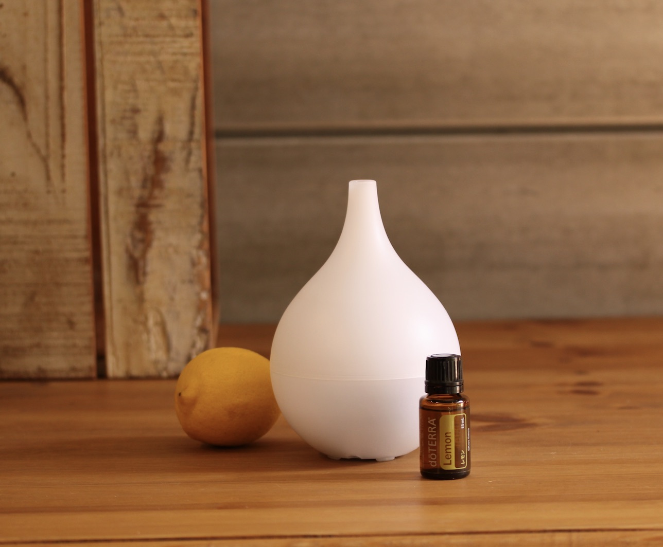 レモン15ml 100 天然 メーカー直送 新鮮で本物 Doterra 飲めるエッセンシャルオイル Super Sedona レモン15ml 100 天然 メーカー直送 新鮮で本物 Doterra 飲めるエッセンシャルオイル Super Sedona