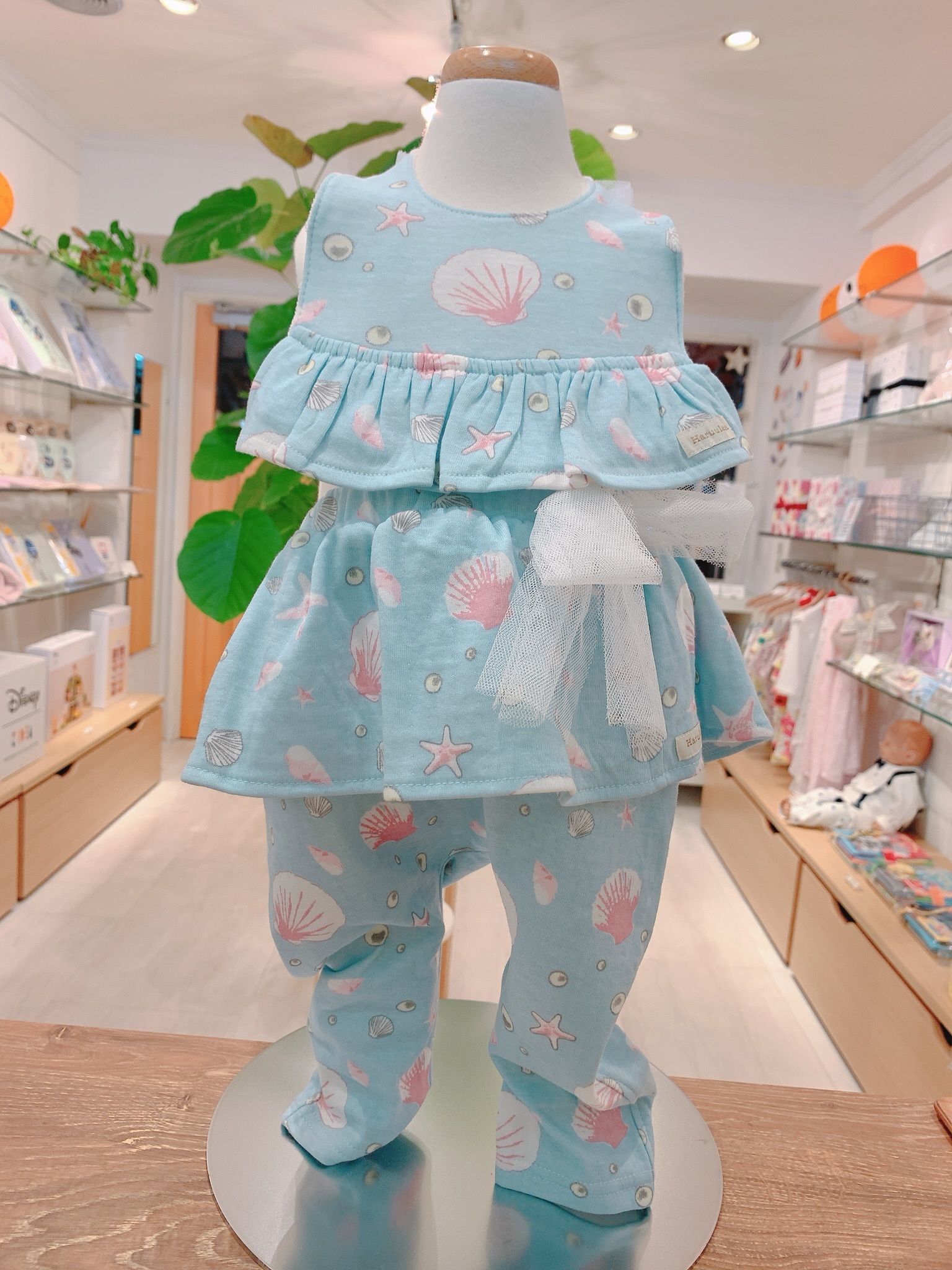 女の子の出産祝い スタイとロングパンツのギフトboxセット ベビーギフト poco 女の子の出産祝い スタイとロングパンツのギフトboxセット ベビーギフト poco