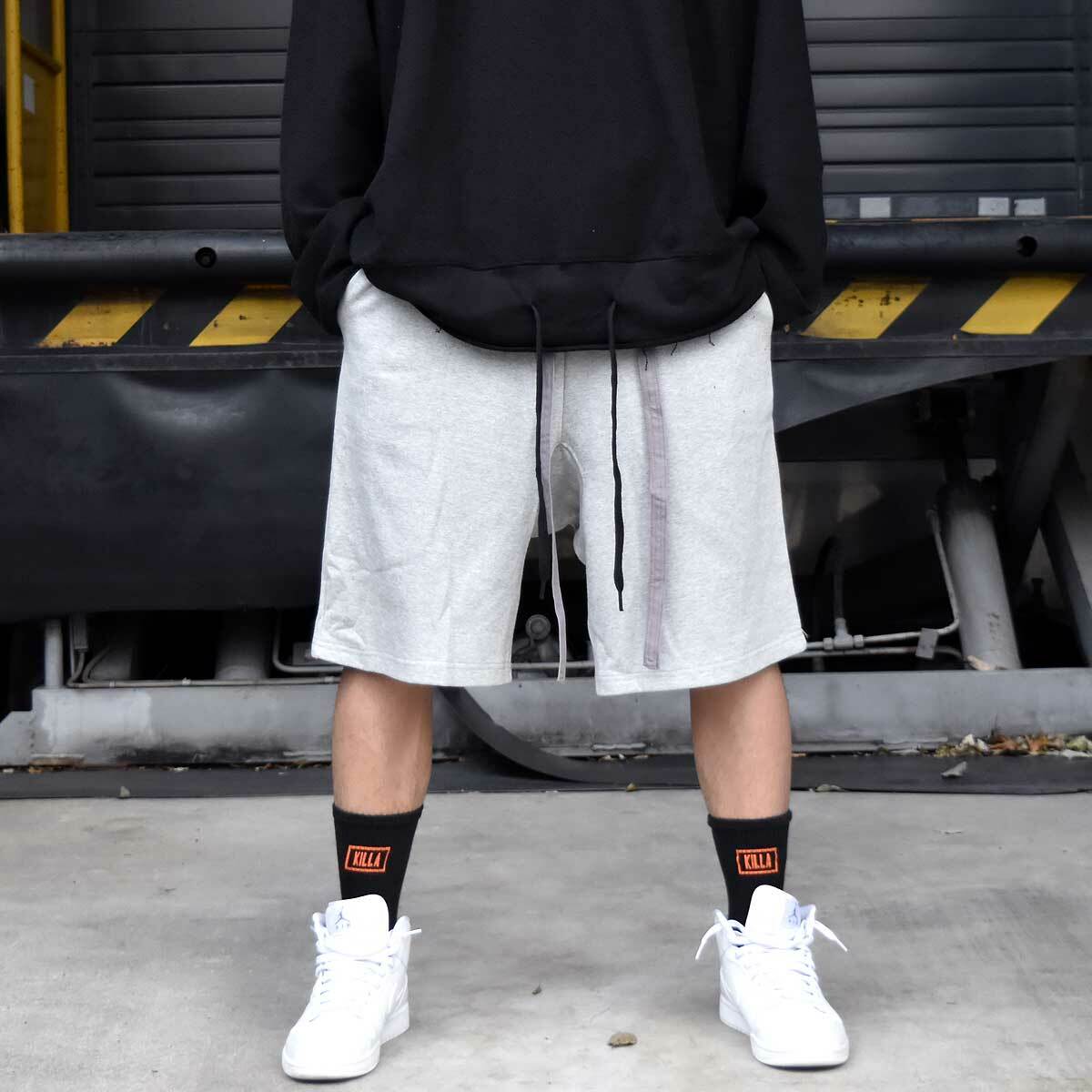 Cray Tokyo クレイ トウキョウ Drawstring Sweat Saruel Shorts Gray ドローストリングス スウェット サルエル ショーツ グレー ストリート ショートパンツ イージーパンツ Blkid Cray Tokyo クレイ トウキョウ Drawstring Sweat Saruel Shorts Gray ドローストリングス スウェット サルエル ショーツ グレー ストリート ショートパンツ イージーパンツ Blkid