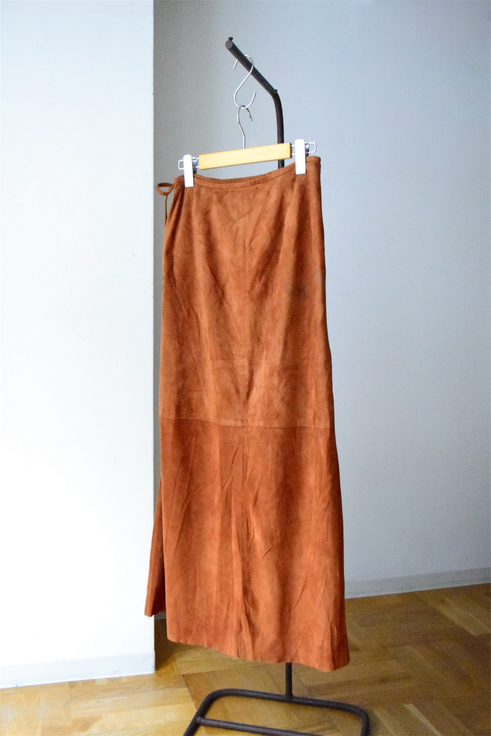 vintage suede wrap skirt の画像 5