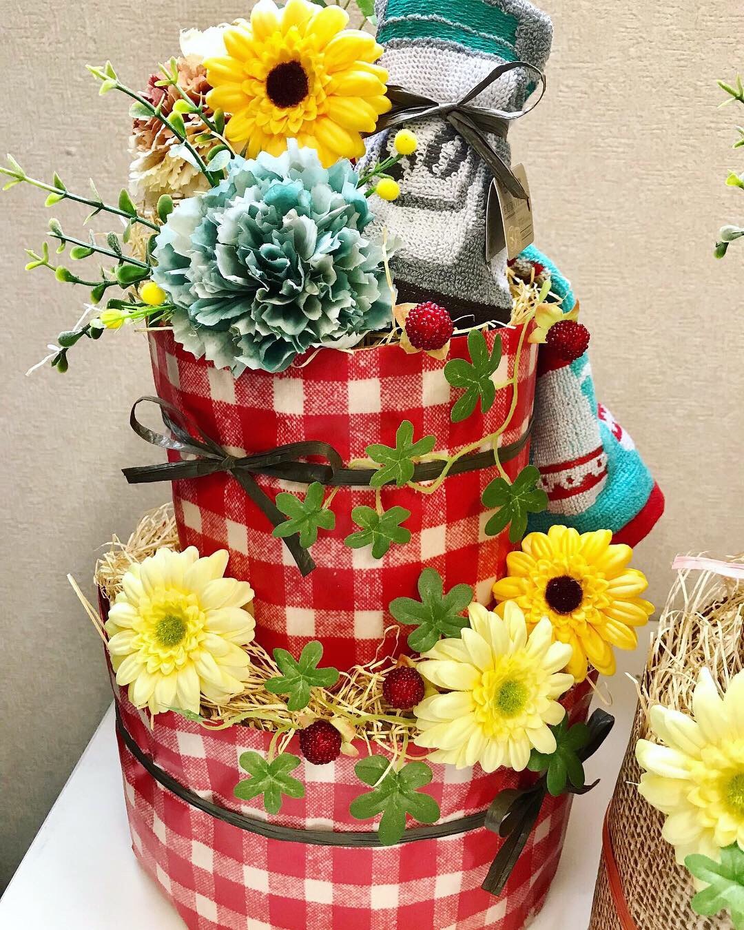 Big おむつケーキ チェック おむつケーキ 出産祝い ギフト オシャレ 個性的 かわいい キャラクター おくりもの屋ショップ