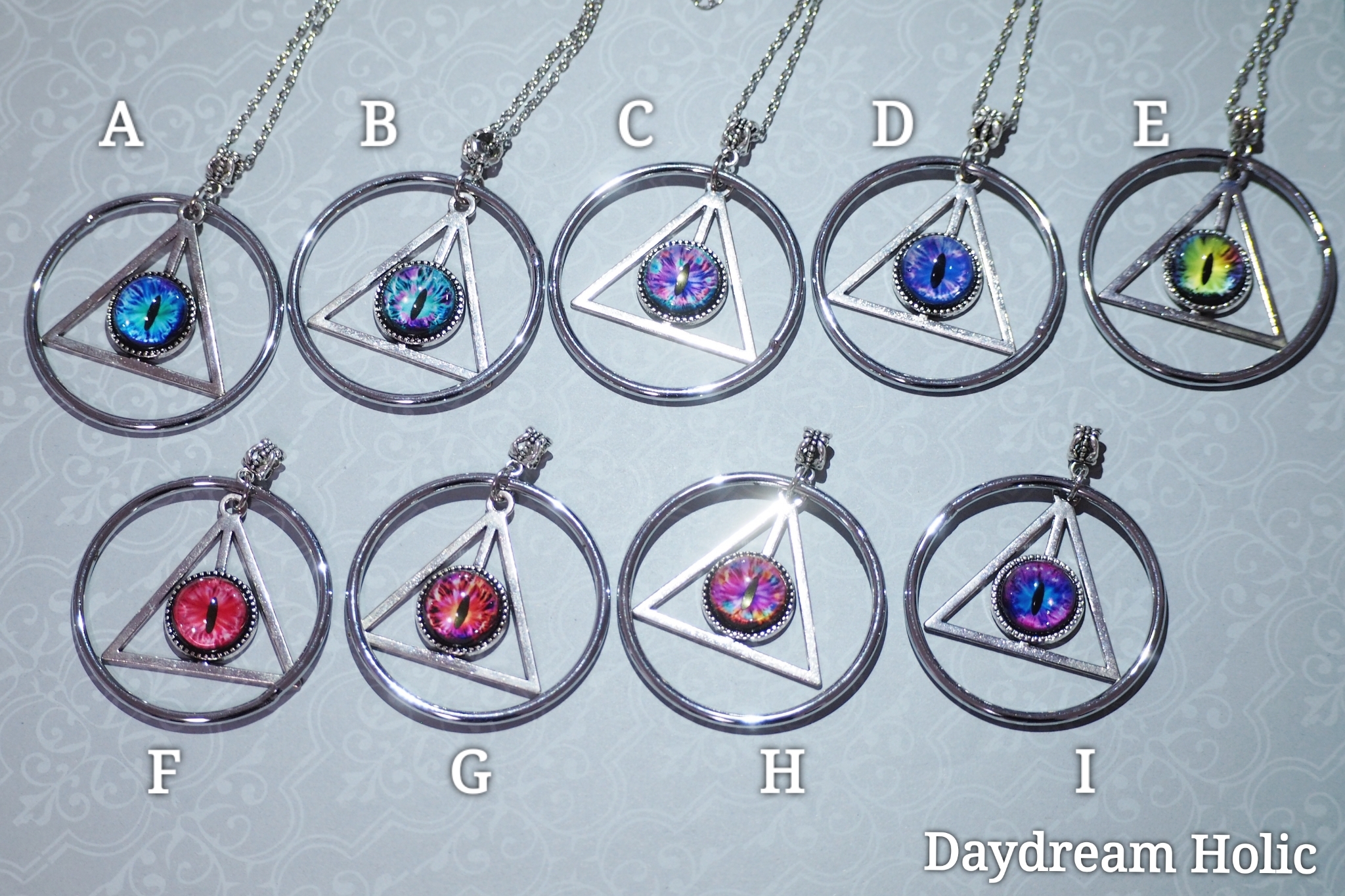 トライアングルペンダント ドラゴンアイ Daydream Holic