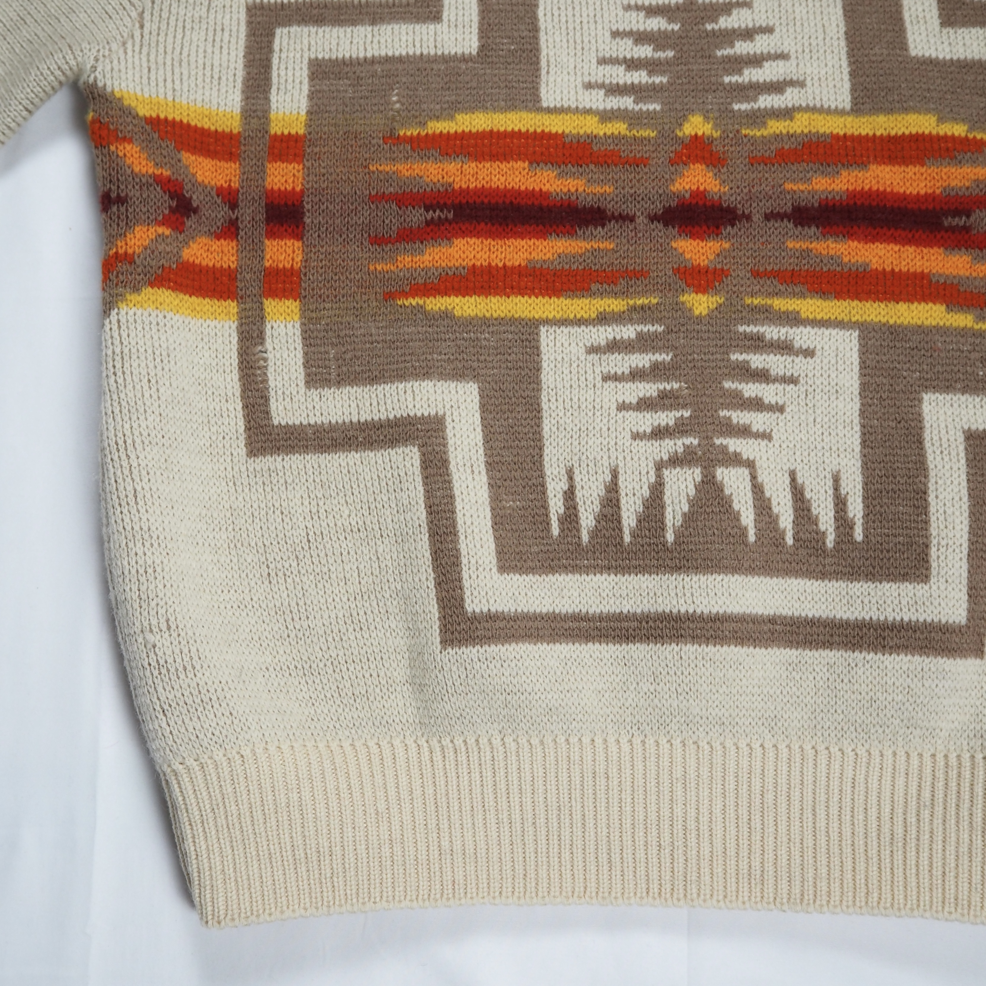 70’s-80’s Pendleton ウールニット ネイティブ柄 の画像 17