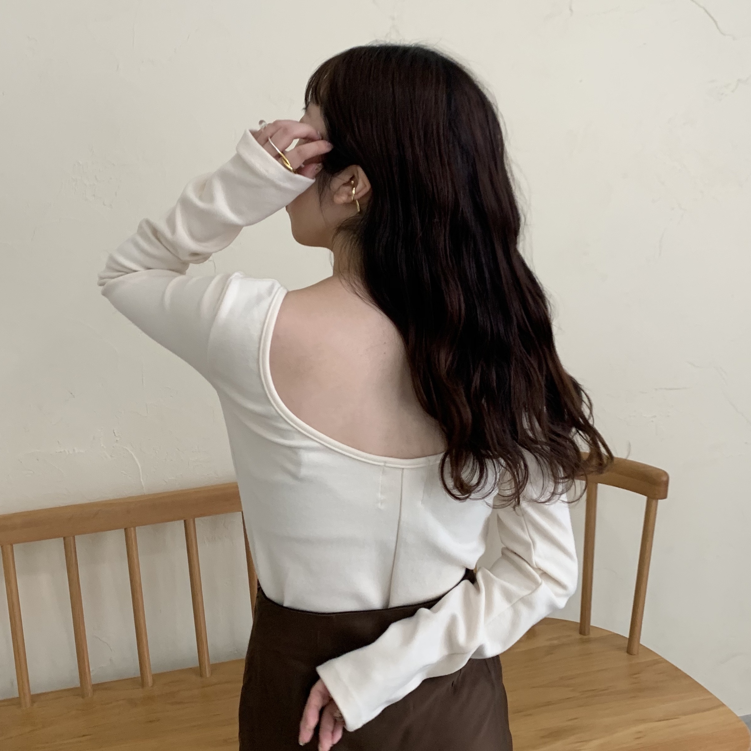 neck cut top