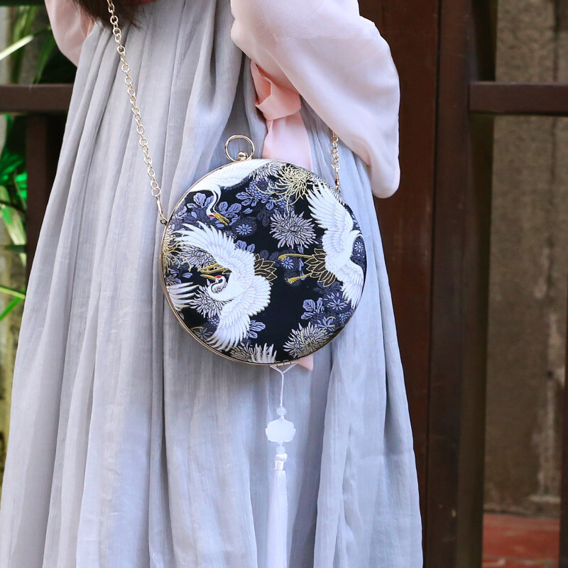 バッグ 刺繍バッグ チャイナ風バッグ 手作りバッグ 手持ちショルダー 鶴 宴会 二次会 女子会 刺繍入 ブラック Dresszone