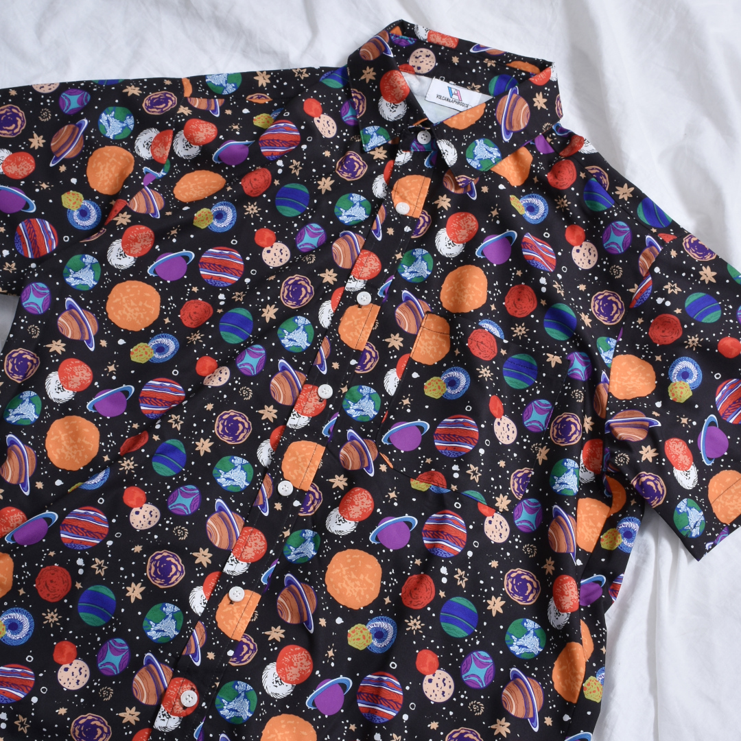 宇宙柄 半袖シャツ Volcan Aphrodite