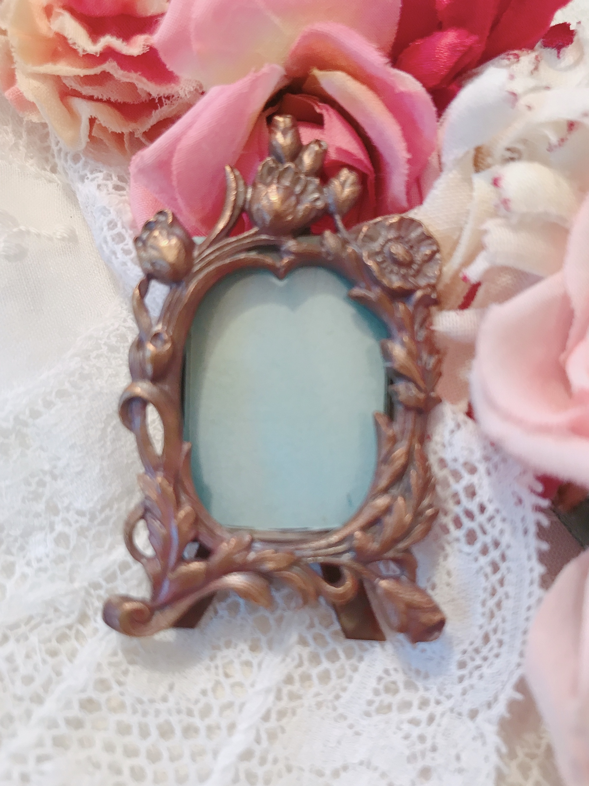 フランス とても小さな花飾りのフォトフレーム 在庫1 株式会社antiquerose 山岡