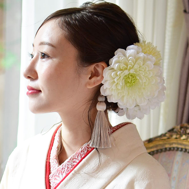 白無垢 花飾り5点set ホワイト Wa060 ダリア マム 紫陽花 タッセル Cha Cha 和の髪飾り専門店 白無垢 花飾り5点set ホワイト Wa060 ダリア マム 紫陽花 タッセル Cha Cha 和の髪飾り専門店