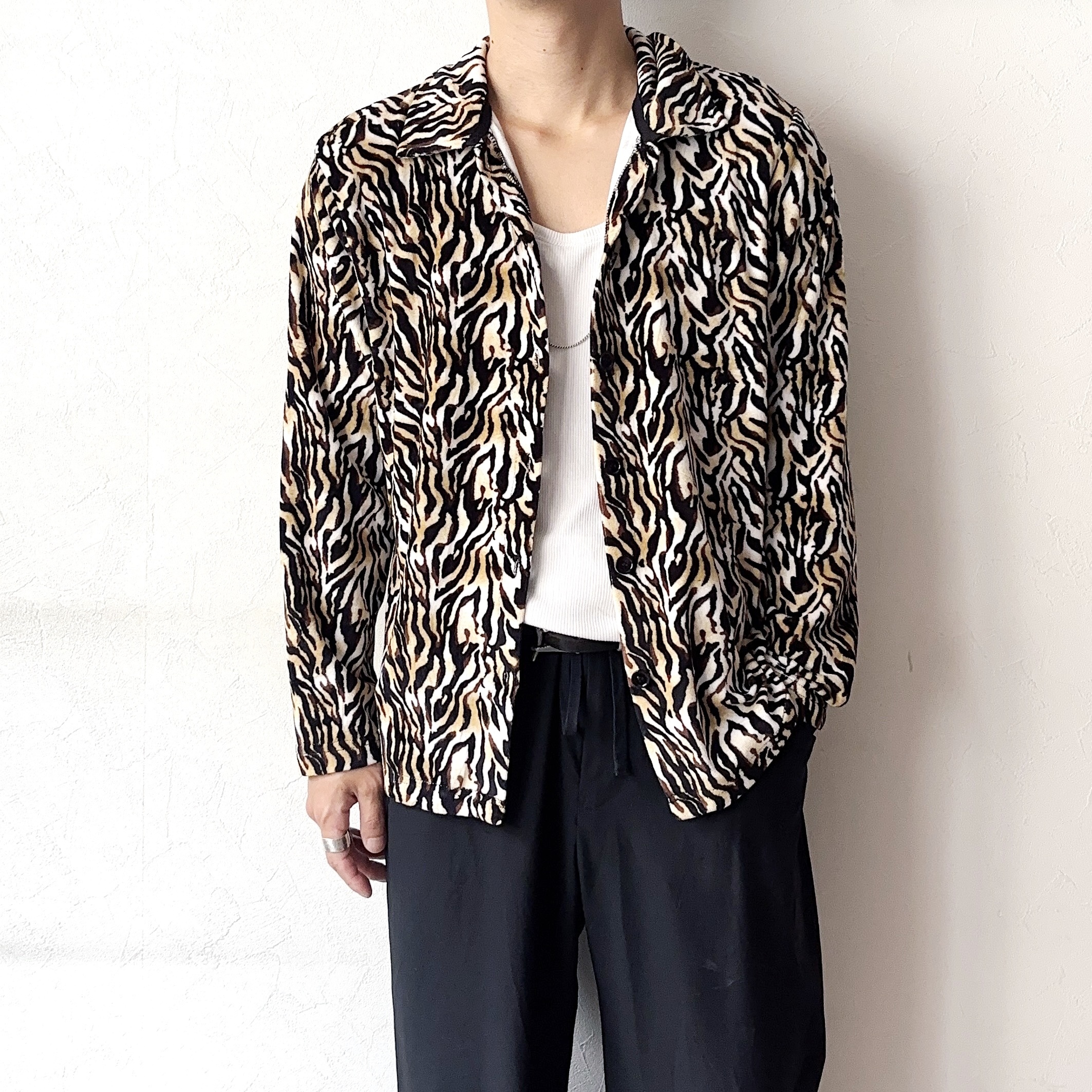 Vintage 90's【SL SPORT】Tiger Velour Shirt の画像 3