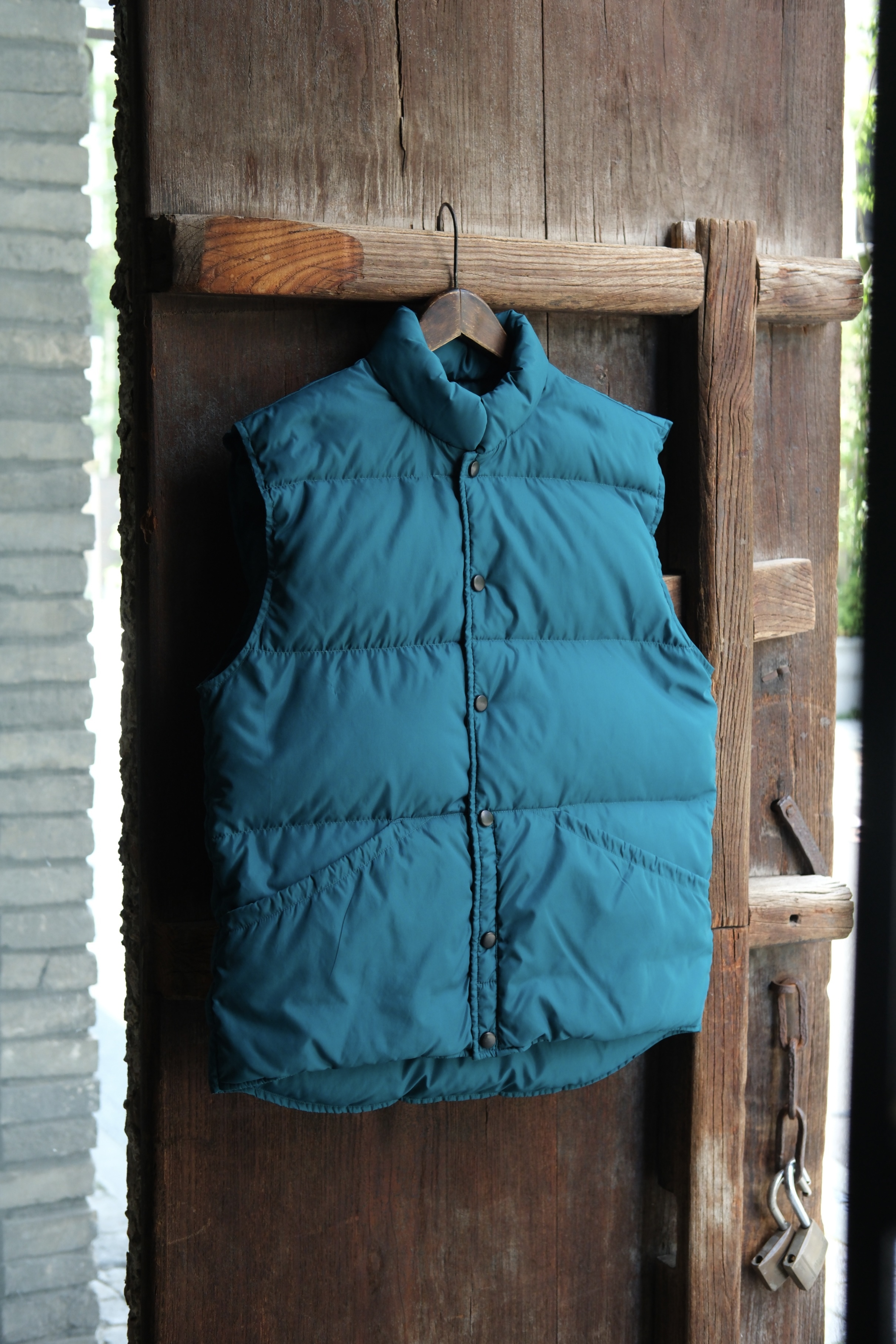 Utah/90's "LAND'S END" down vest