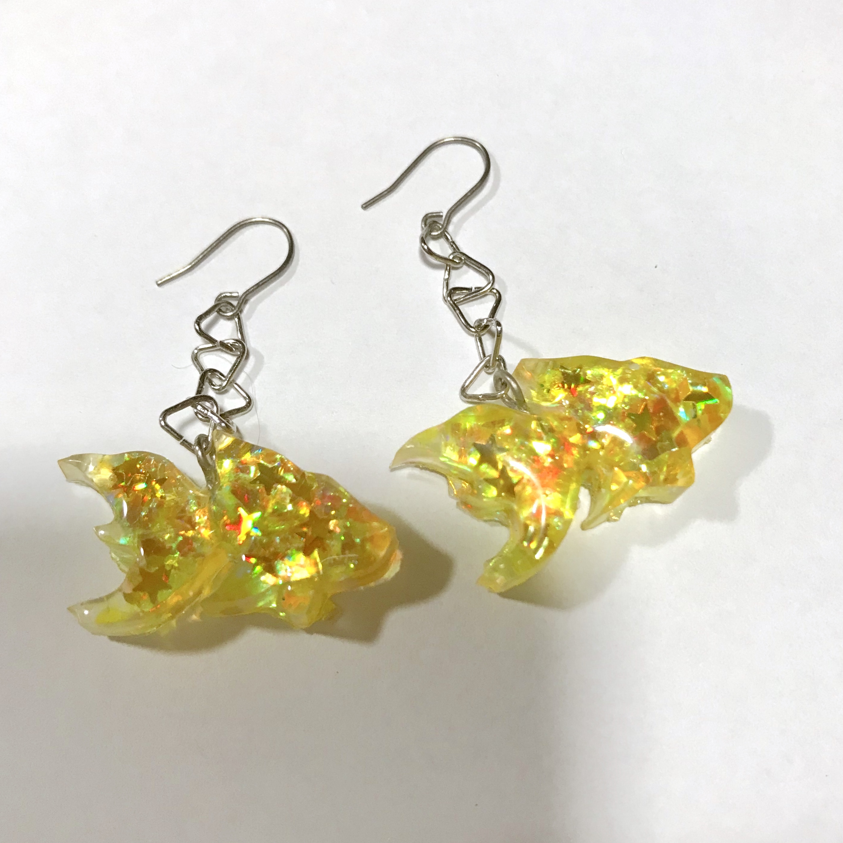 金魚 キラキラ ピアス 黄色 Tony Dog Zakka ハンドメイド犬服と雑貨のお店