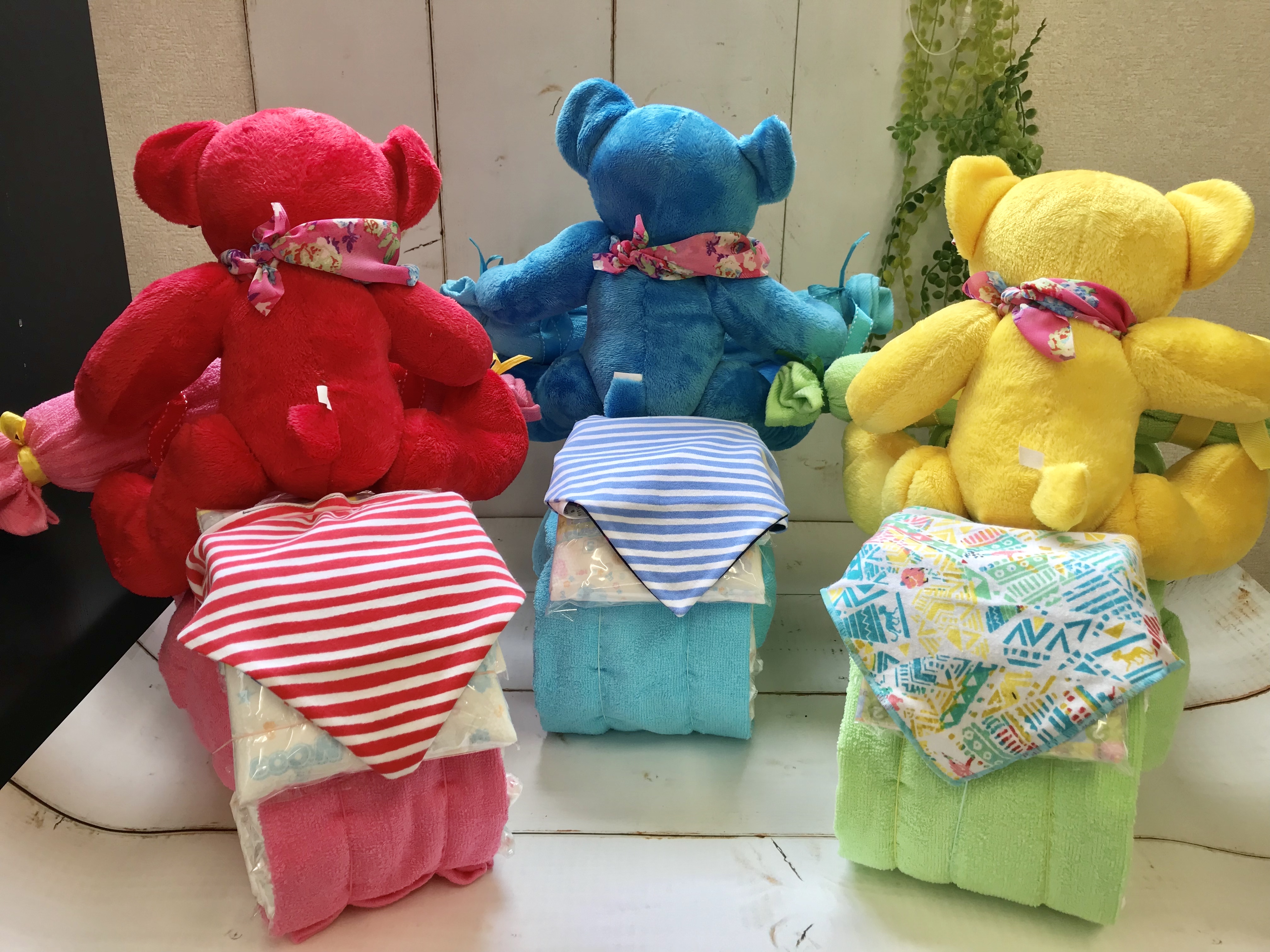クマさん おむつバイク おむつケーキ 出産祝い ギフト オシャレ 個性的 クマさん おむつバイク おむつケーキ 出産祝い ギフト オシャレ 個性的