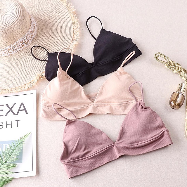 リラックスブラランジェリー シンプル ３カラー 可愛い お洒落 街角のカフェテラス