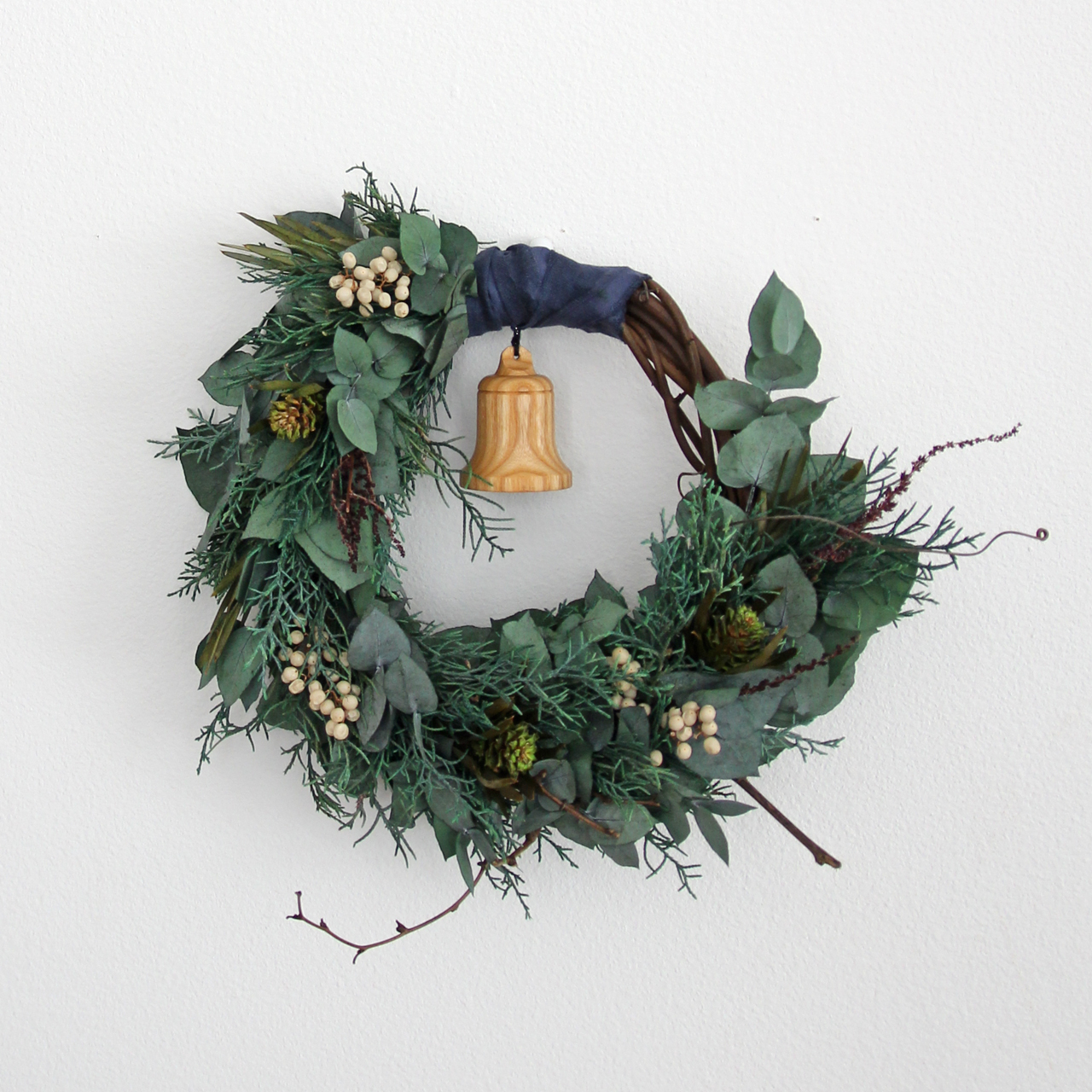クリスマスリース 木のベル付き Petalwork 木の家具 小物 クリスマスリース 木のベル付き Petalwork 木の家具 小物