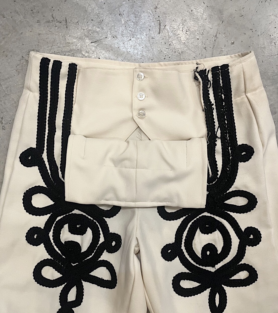 Vintage Embroidery Pants の画像 4