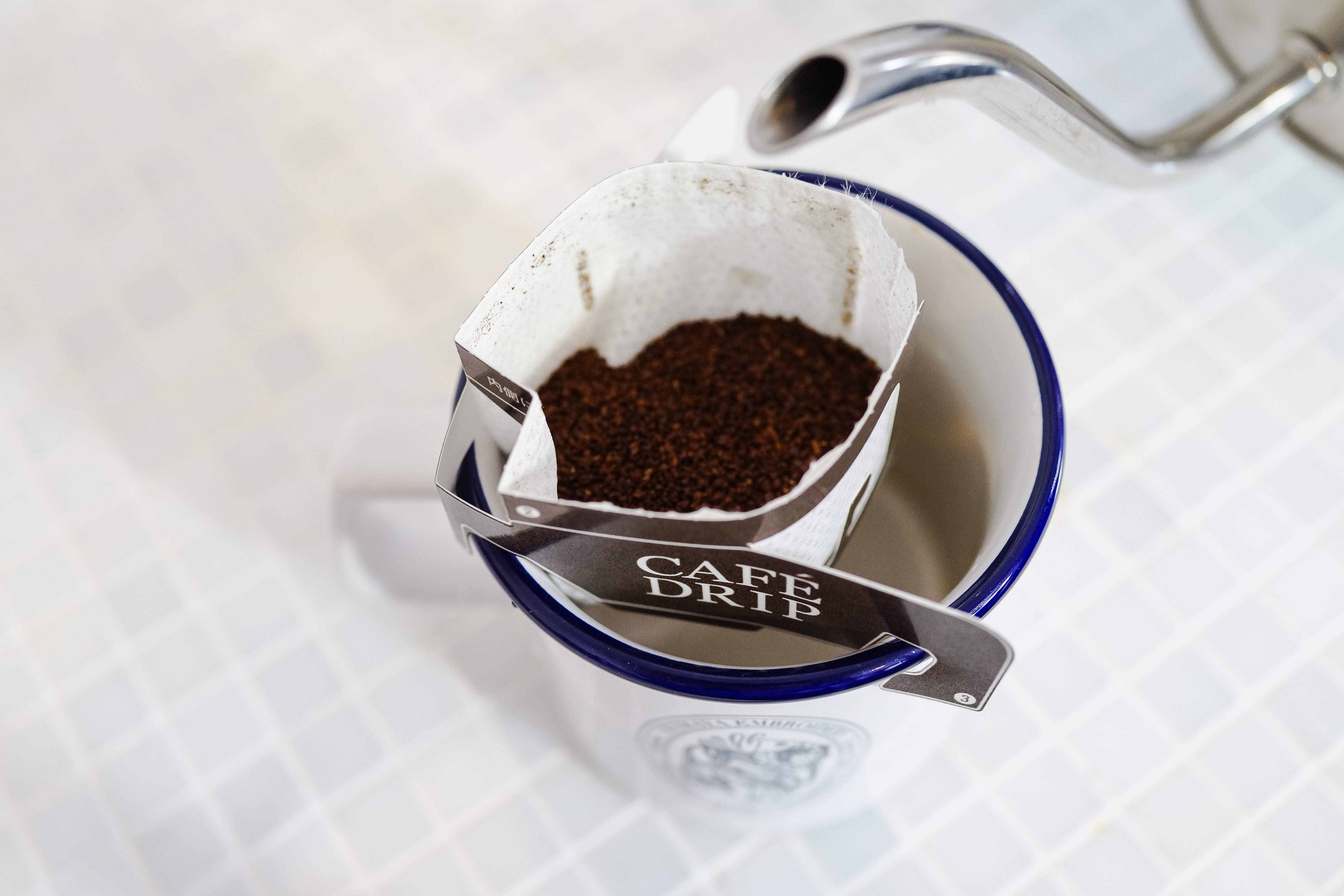 【おうちカフェ】マグカップ紺(ドリップコーヒー1bagプレゼント)