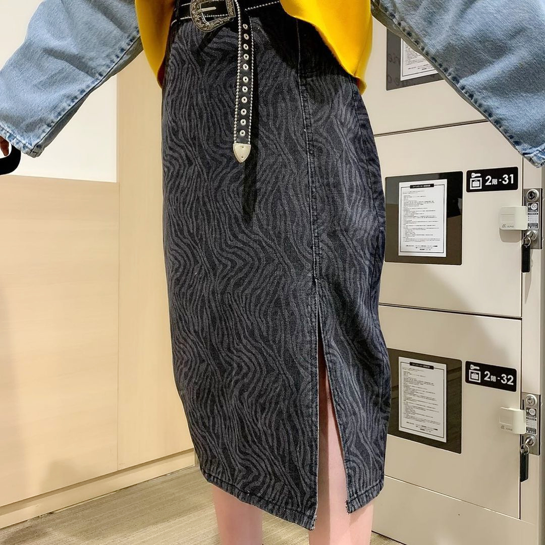 ダークゼブラ サイドスリットスカート Volcan Aphrodite