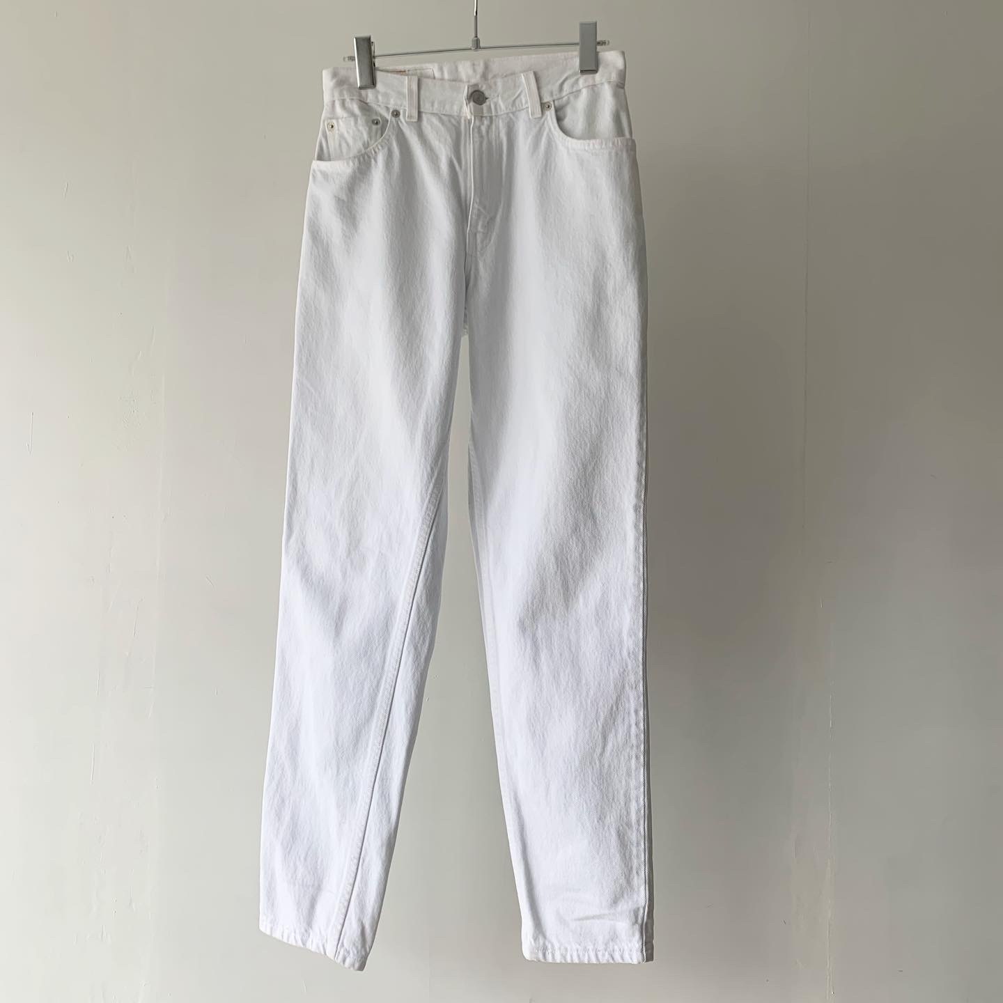 levis 550 white
