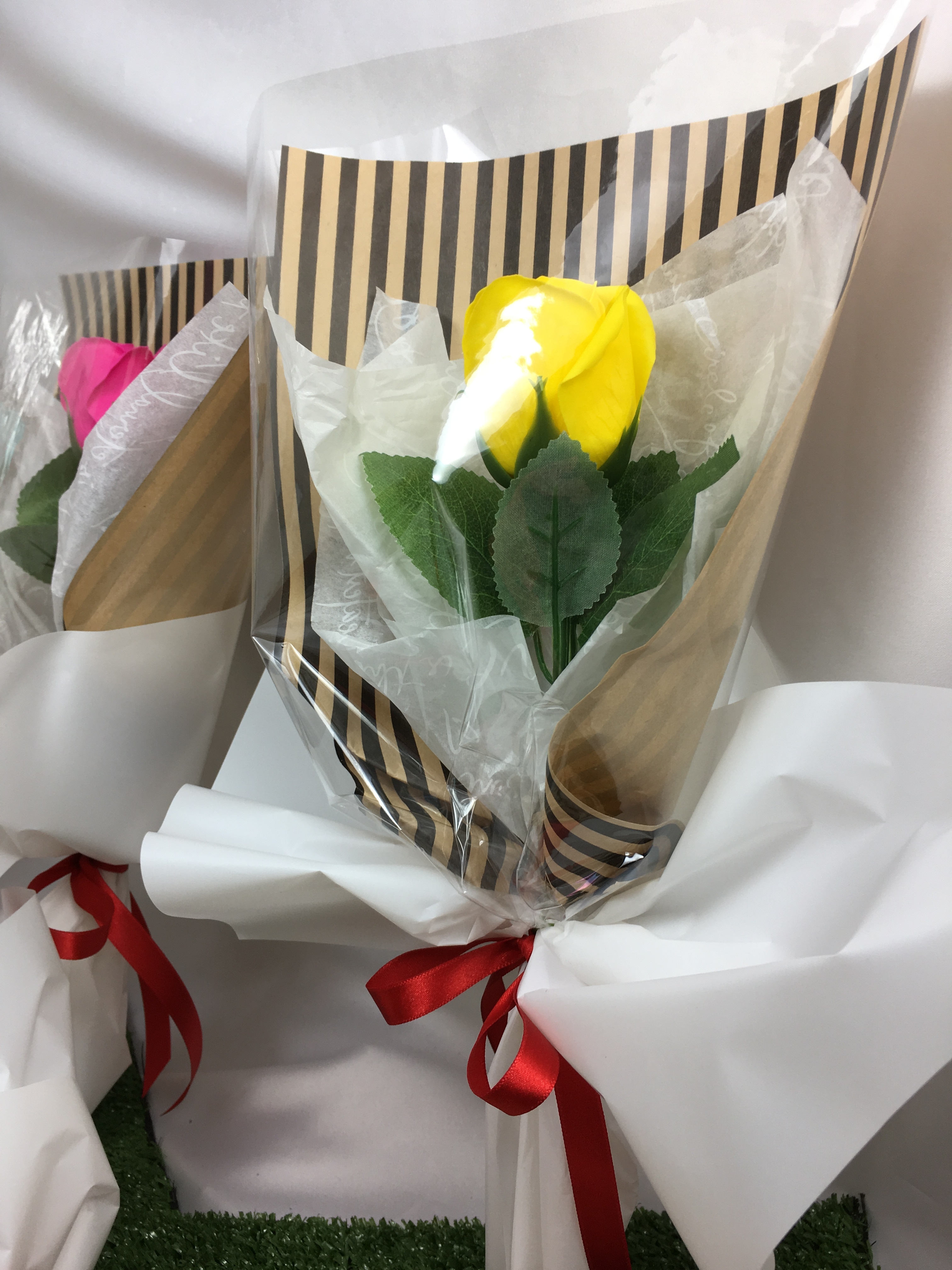 75 花 一輪 値段 ラッピング 最高の花の画像