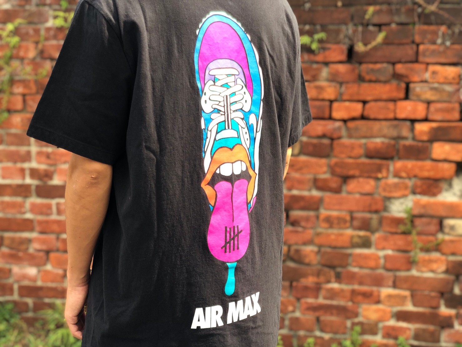 air max tee