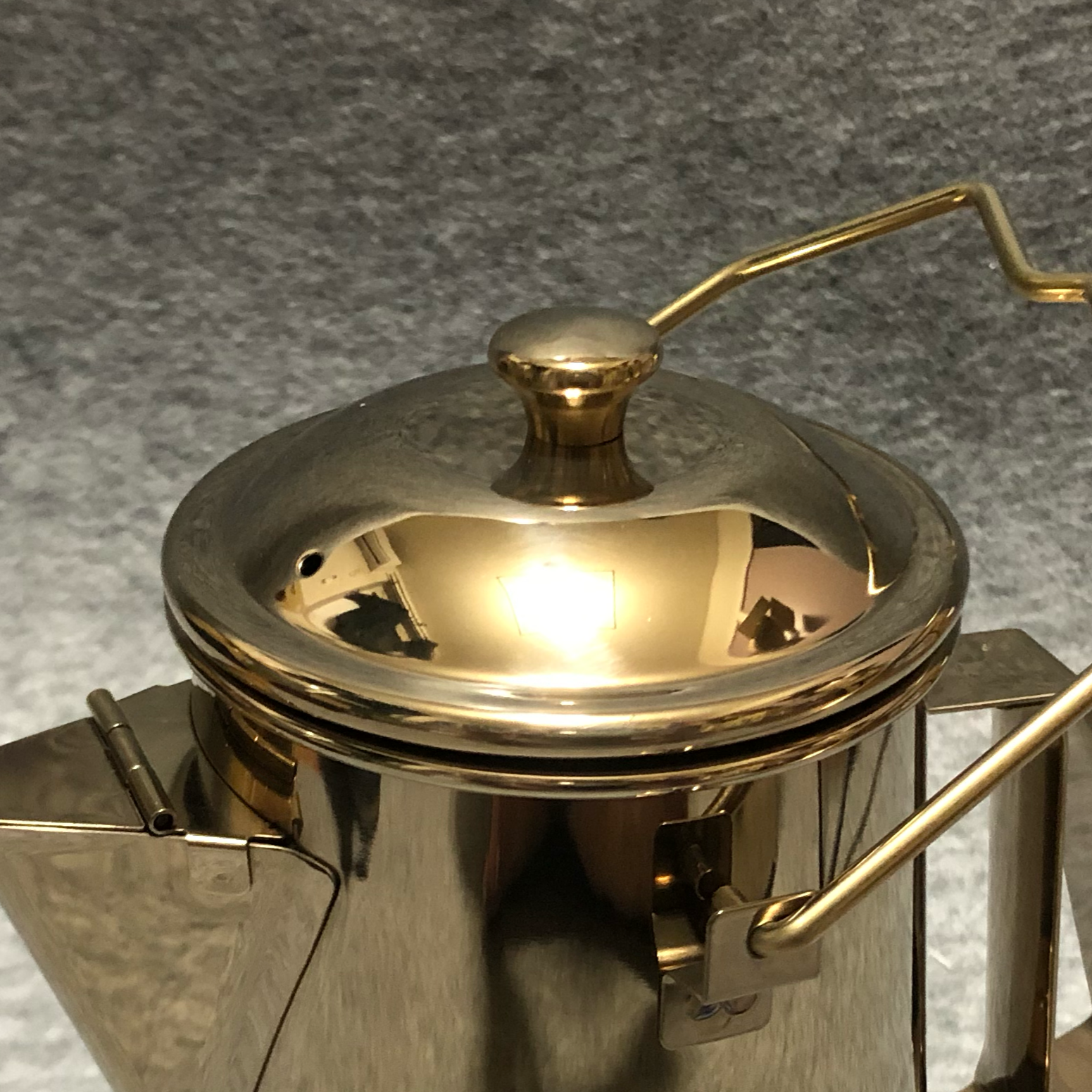 ユニフレーム キャンプ ケトル 1 6l Golden Brown ケトルケース付 Outdoorfun