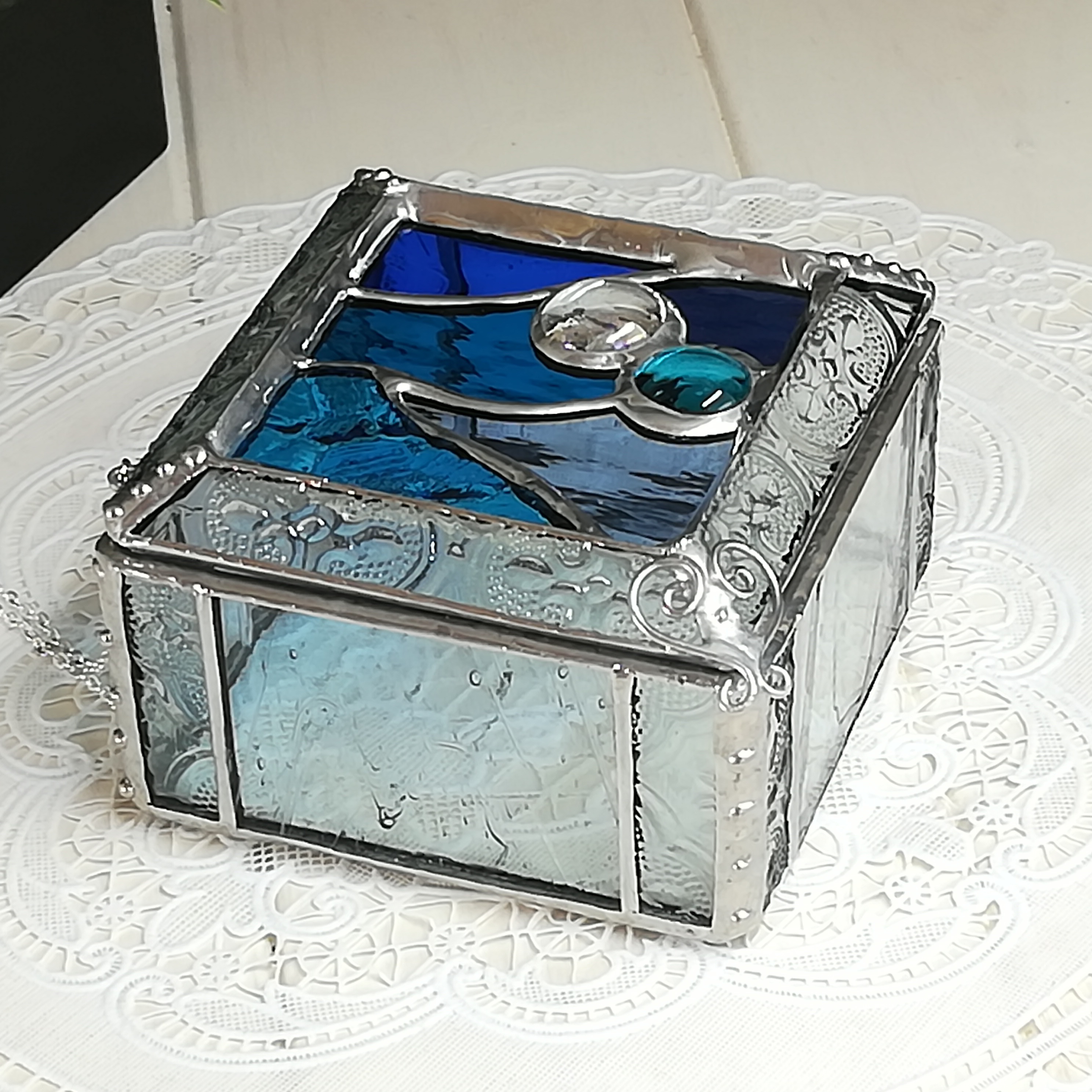 ステンドグラスボックス*小物入れ*バラエティブルー | W3-Stained Glass のインテリア雑貨・小物の通販