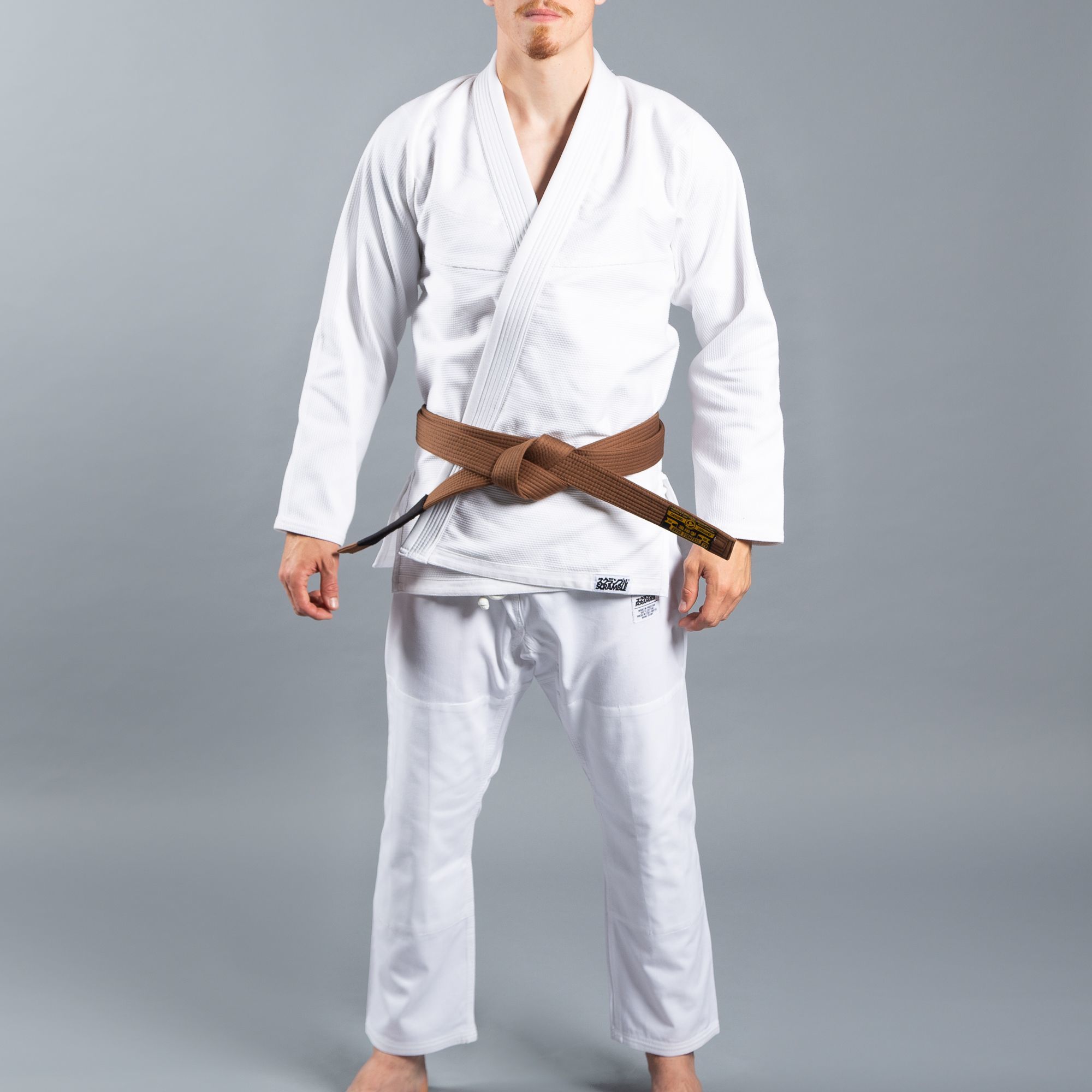 SCRAMBLE STANDARD ISSUE V2 - セミカスタム ホワイト 白｜ブラジリアン柔術衣（柔術着） | ブラジリアン柔術教則