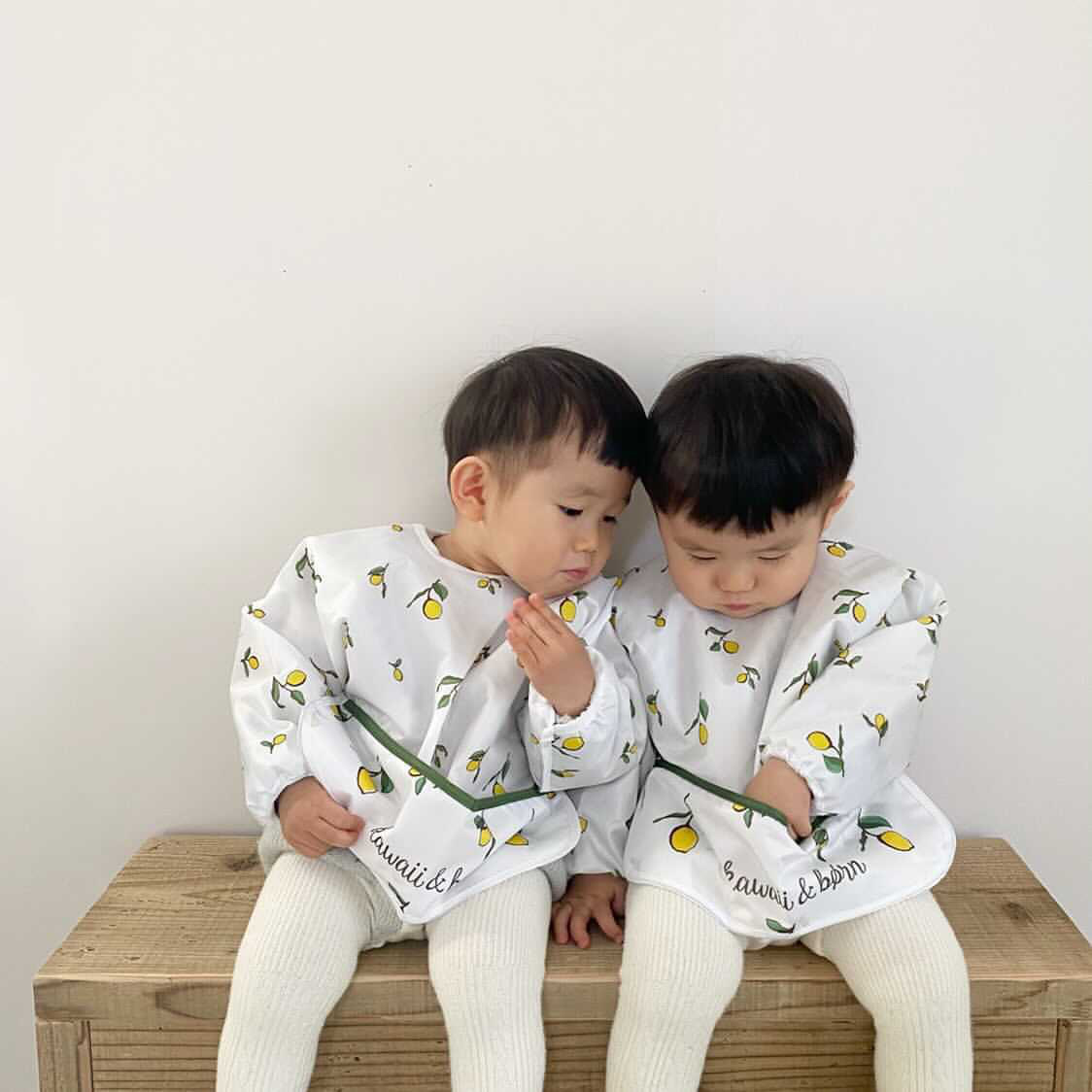 即納 Kawaii Born オリジナル長袖お食事エプロン2枚セット 子供服kawaiizou