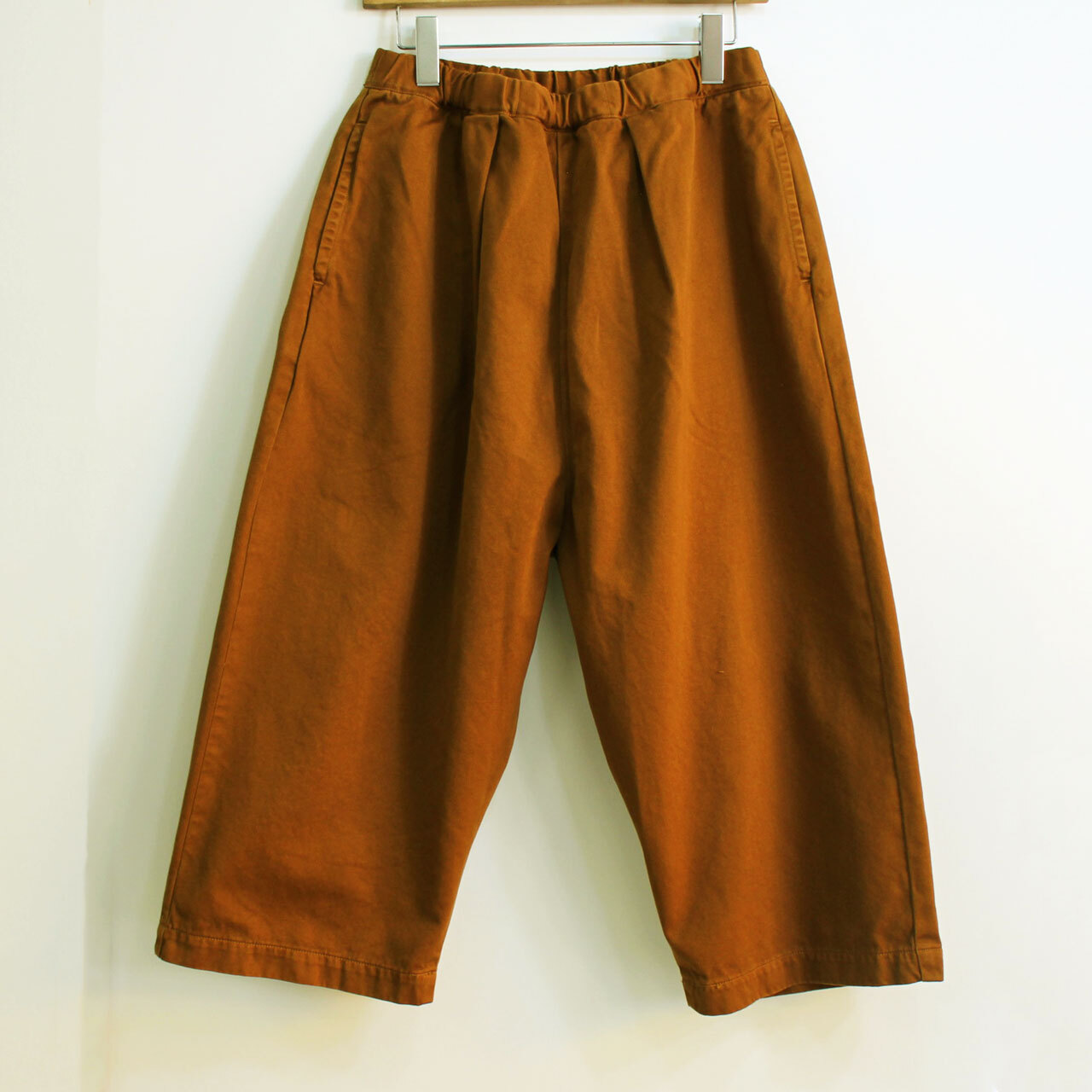 Brocante ブロカント グランクールパンツ 33 261t ワイド短め丈パンツ Escargot Circus Brocante ブロカント グランクールパンツ 33 261t ワイド短め丈パンツ Escargot Circus