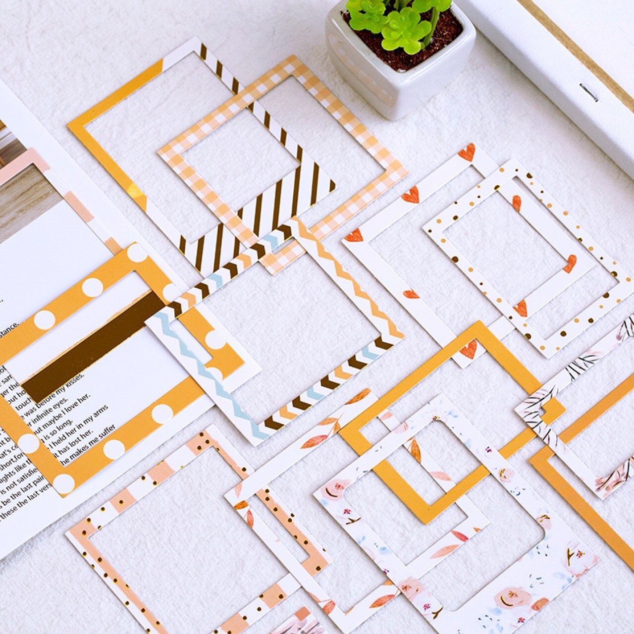 Sale N34 フォトフレーム シール Ins風 全7種 枠 ミニサイズ ピンク 紫 ハート オレンジ Classy クラッシー